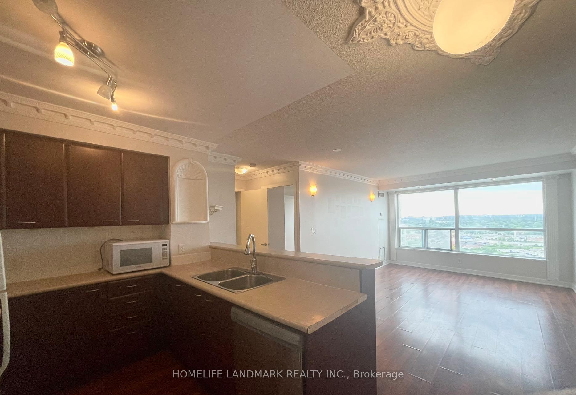 38 Lee Centre Drive 2609, Toronto E09 — photo 4 of 5