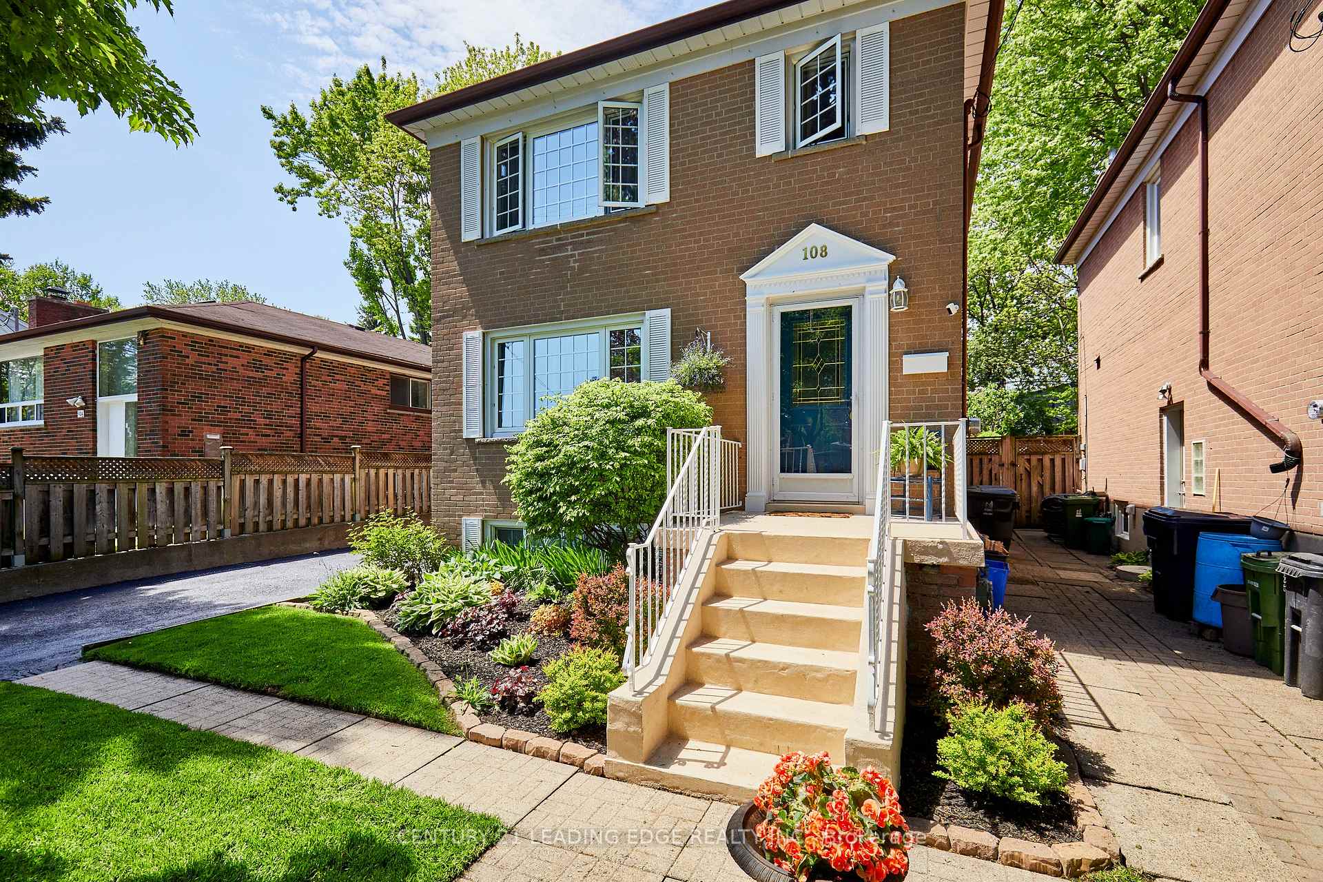 108 Gradwell Drive, Toronto E08 — photo 3 of 5