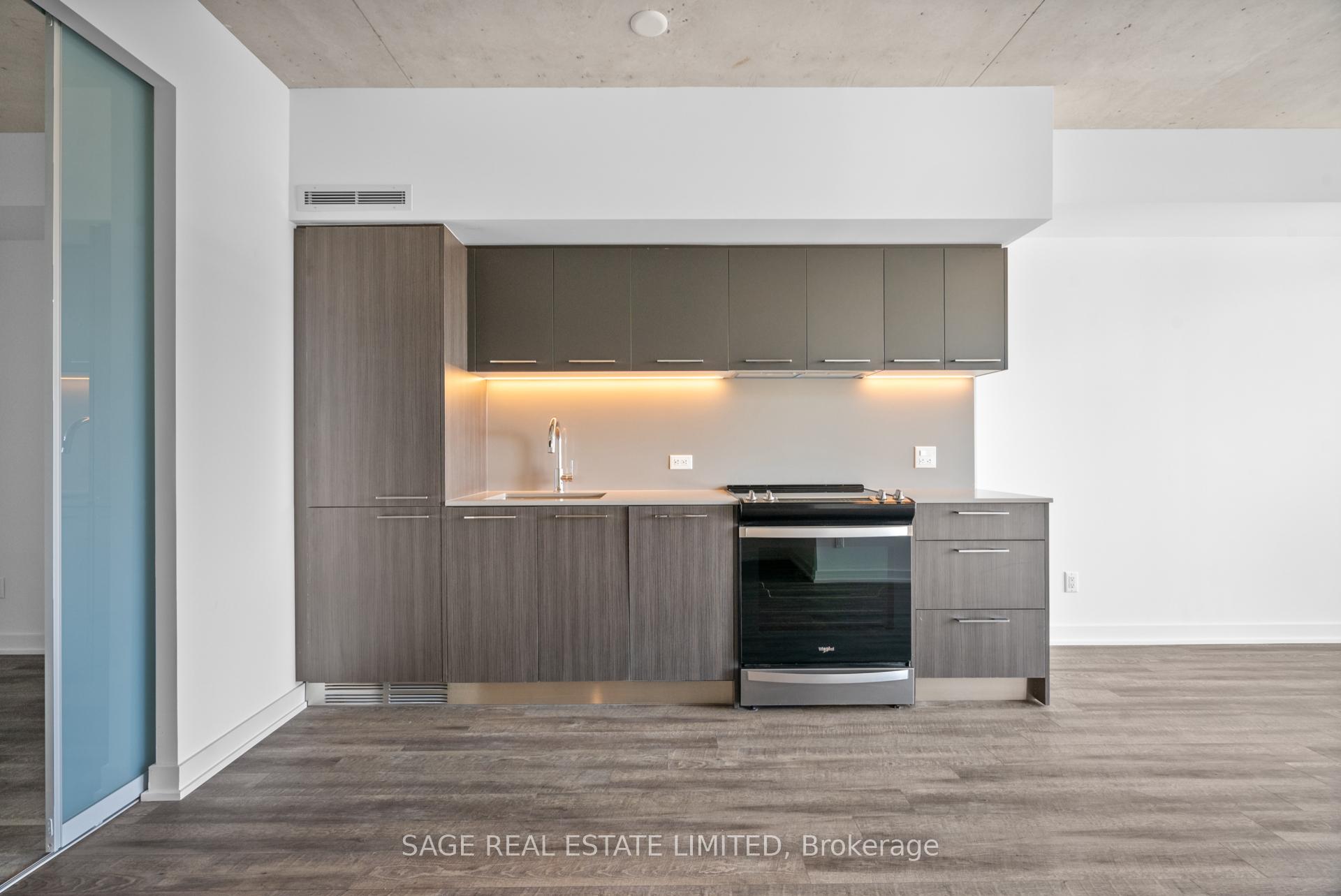665 Queen Street E 514, Toronto E01 — photo 3 of 5