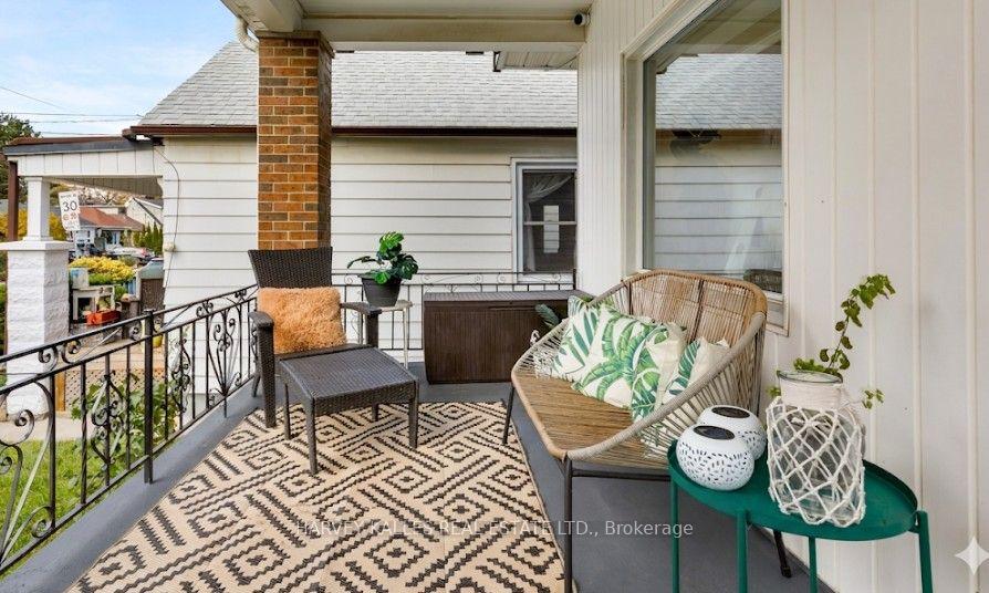 139 King Edward Avenue, Toronto E03 — photo 4 of 5