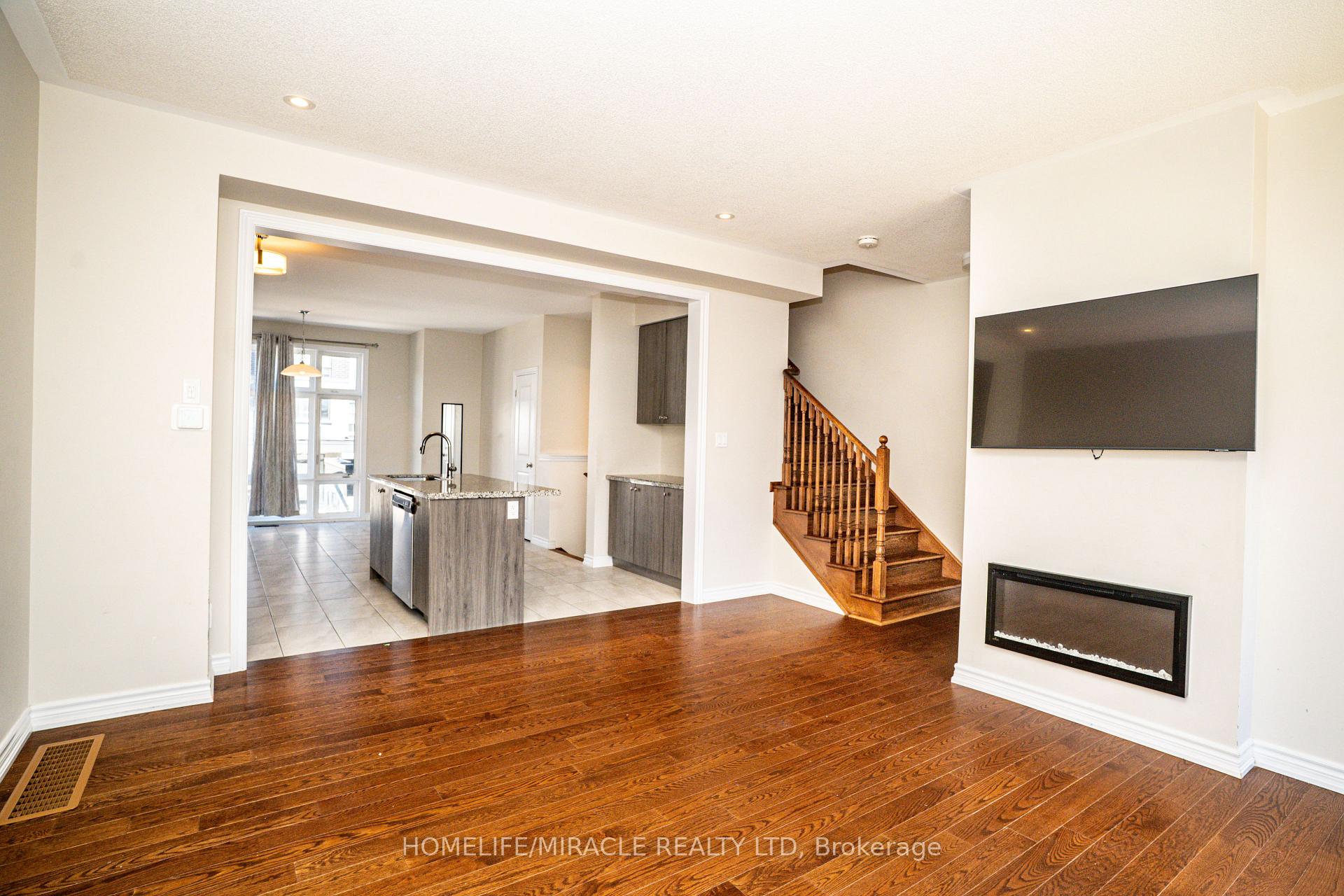 52 Douet Lane, Ajax — photo 5 of 5