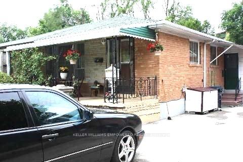 36 Halsey Avenue, Toronto E03, ON M4B 1A5 — Toronto E03, Ontario