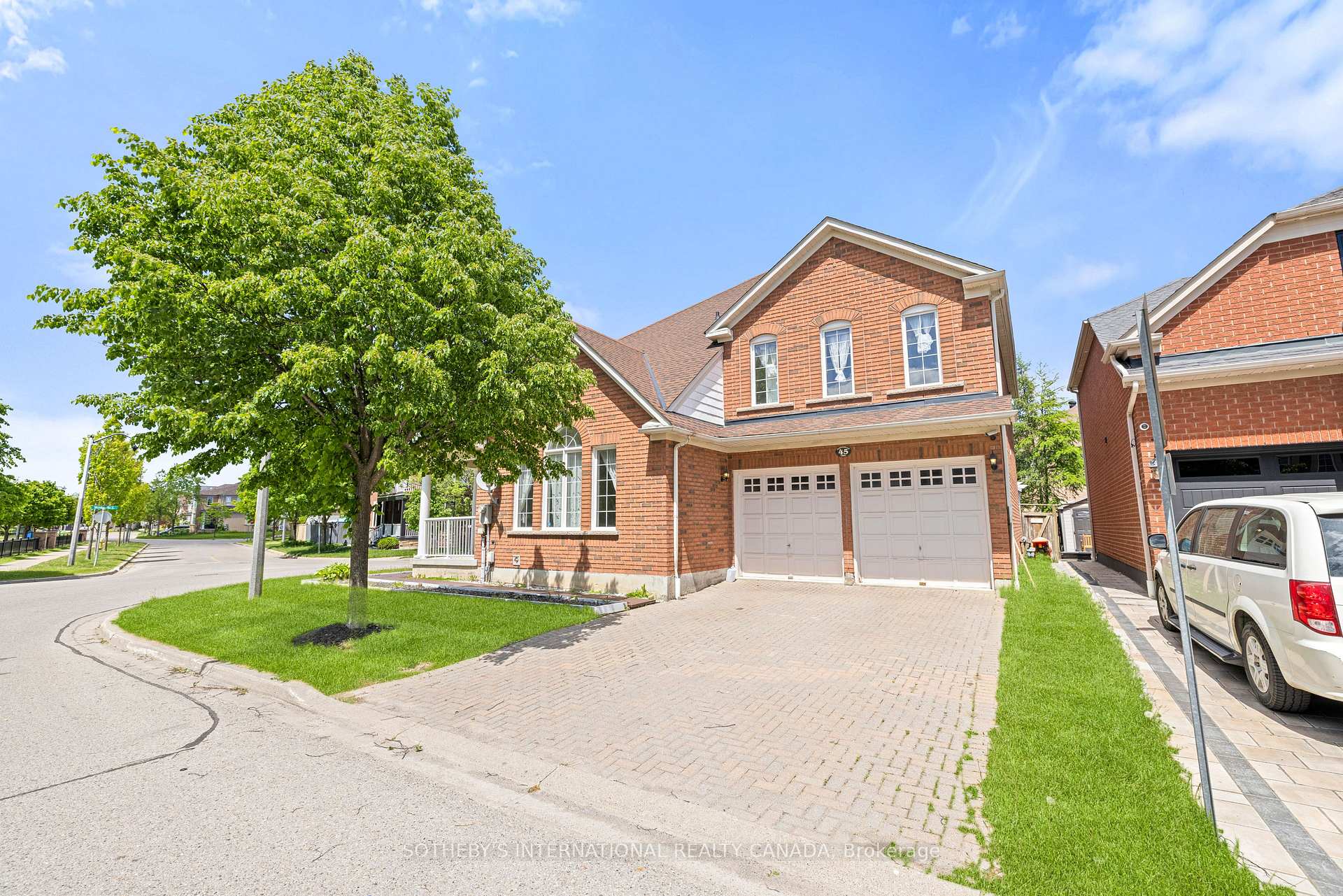 45 Montebello Crescent, Ajax, ON L1T 4N2 — Ajax, Ontario