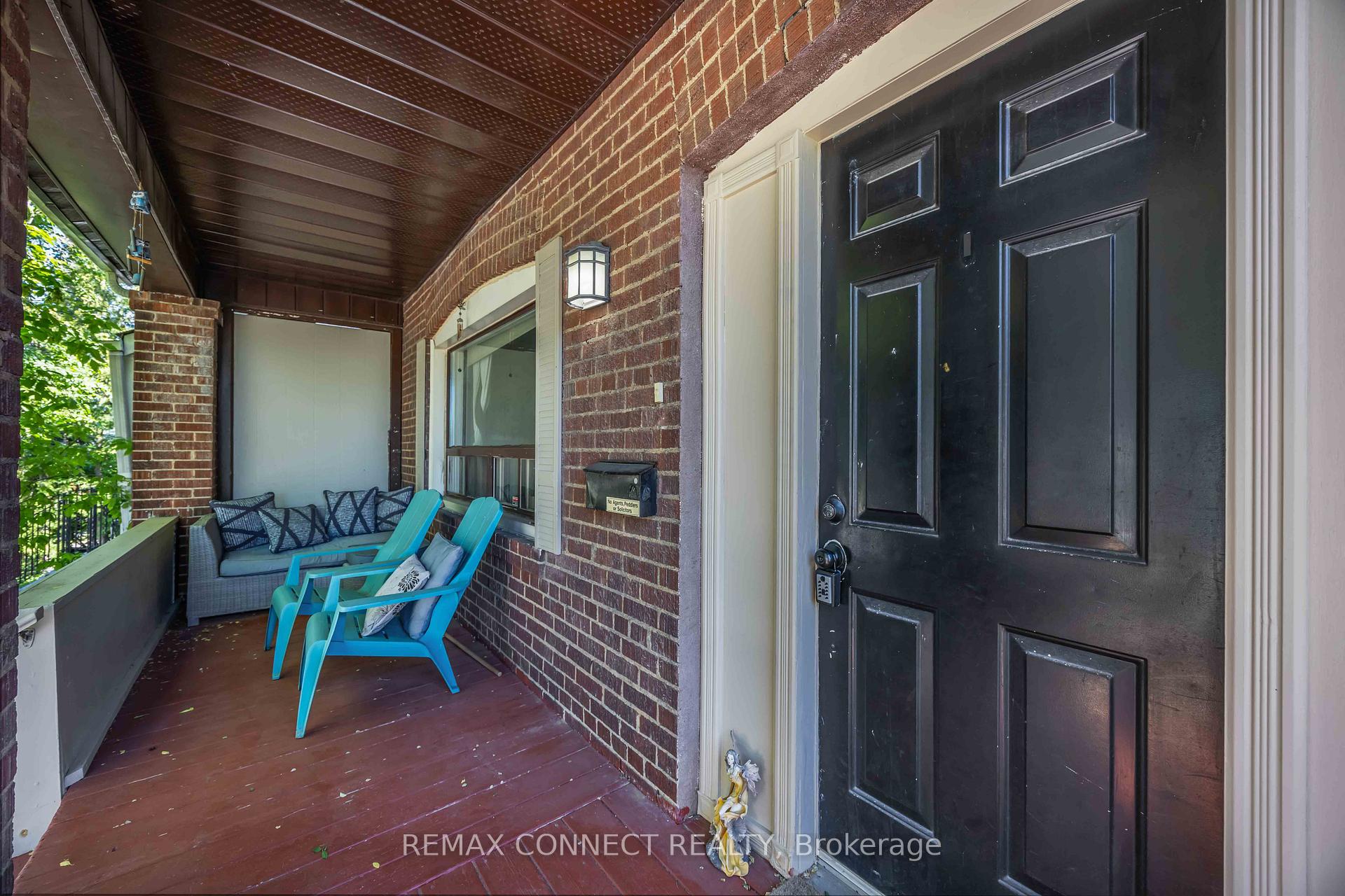 261 Cedarvale Avenue, Toronto E03 — photo 2 of 5
