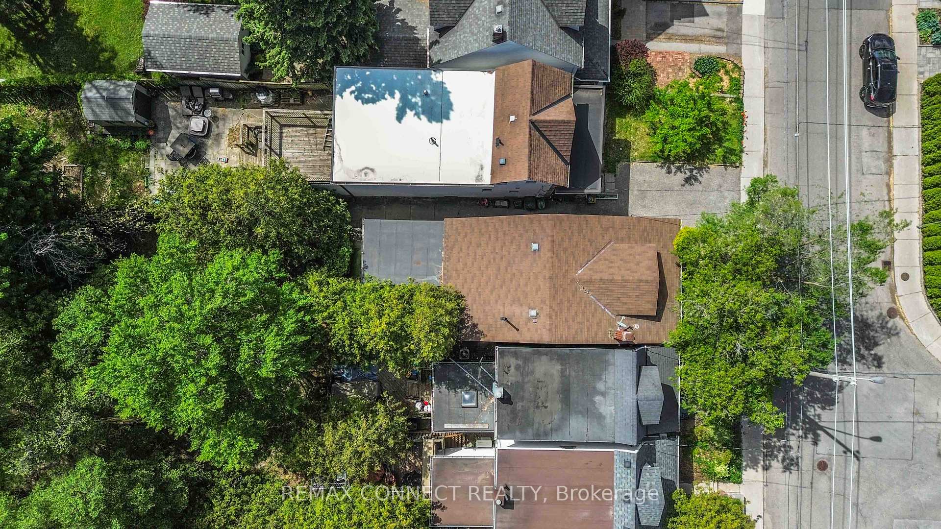 261 Cedarvale Avenue, Toronto E03 — photo 4 of 5
