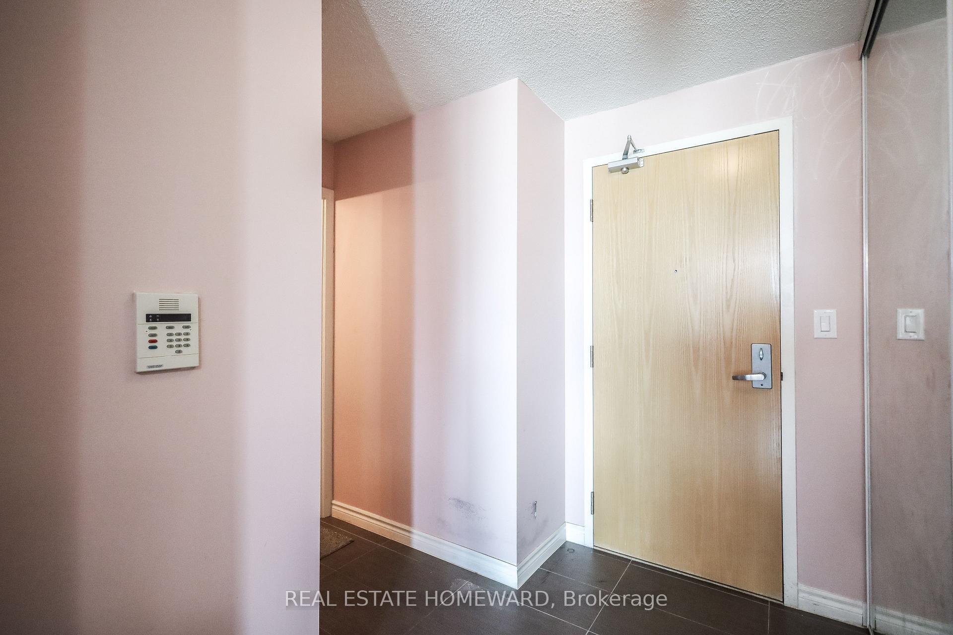 88 Grangeway Avenue 805, Toronto E09 — photo 4 of 5
