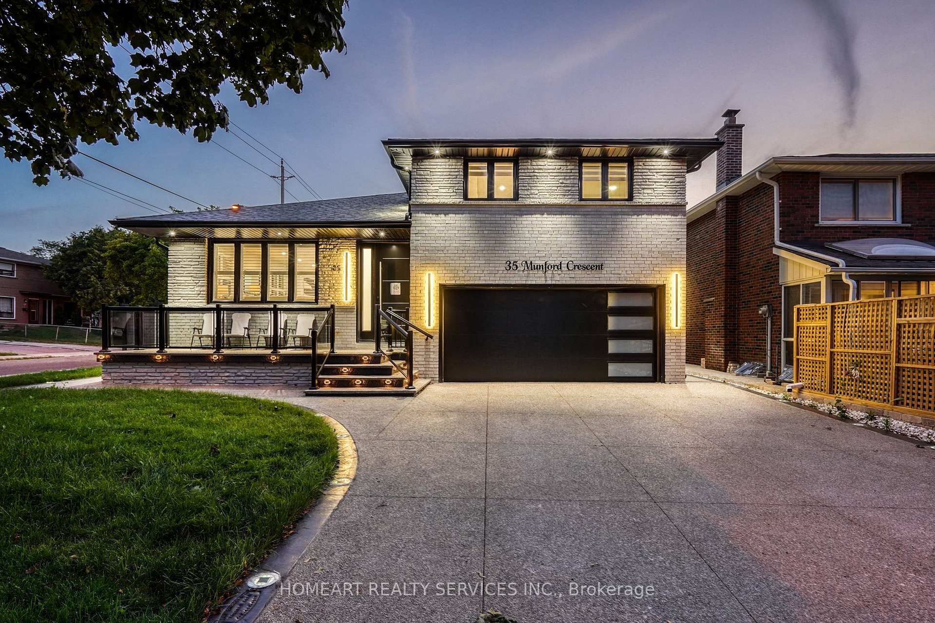 35 Munford Crescent, Toronto E03 — photo 2 of 5