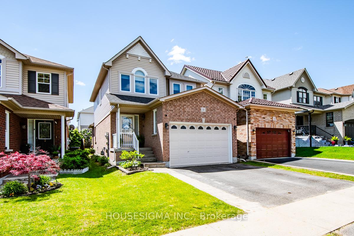 27 Staples Avenue, Clarington, ON L1E 3H3