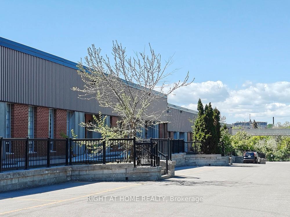 1220 Ellesmere Road 26, Toronto E09 — photo 4 of 5