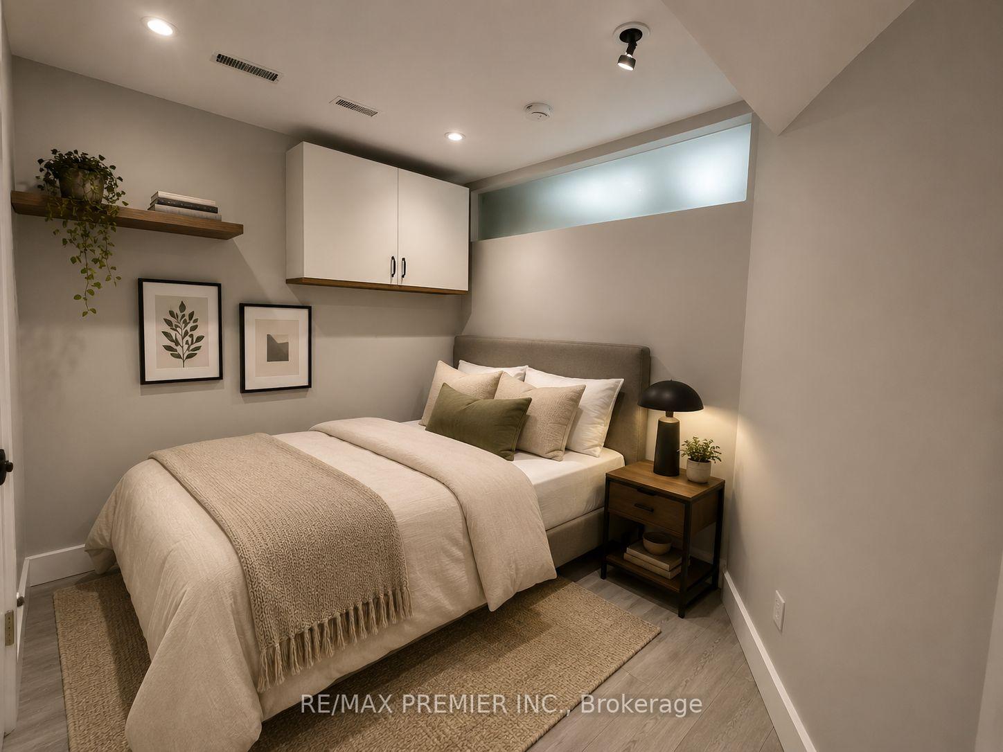 50 Pape Avenue 1, Toronto E01 — photo 3 of 5