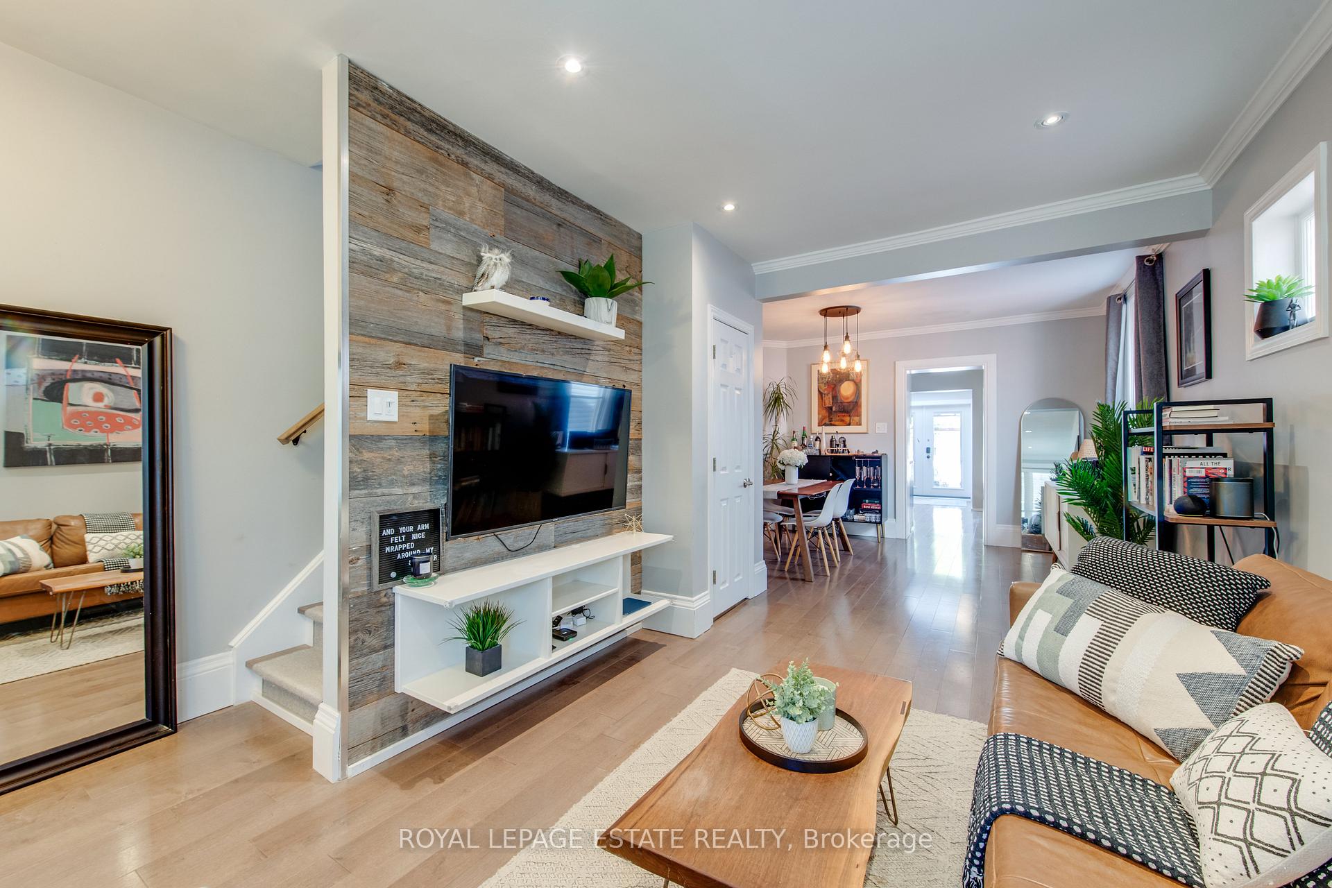 138 Woodmount Avenue, Toronto E03 — photo 4 of 5