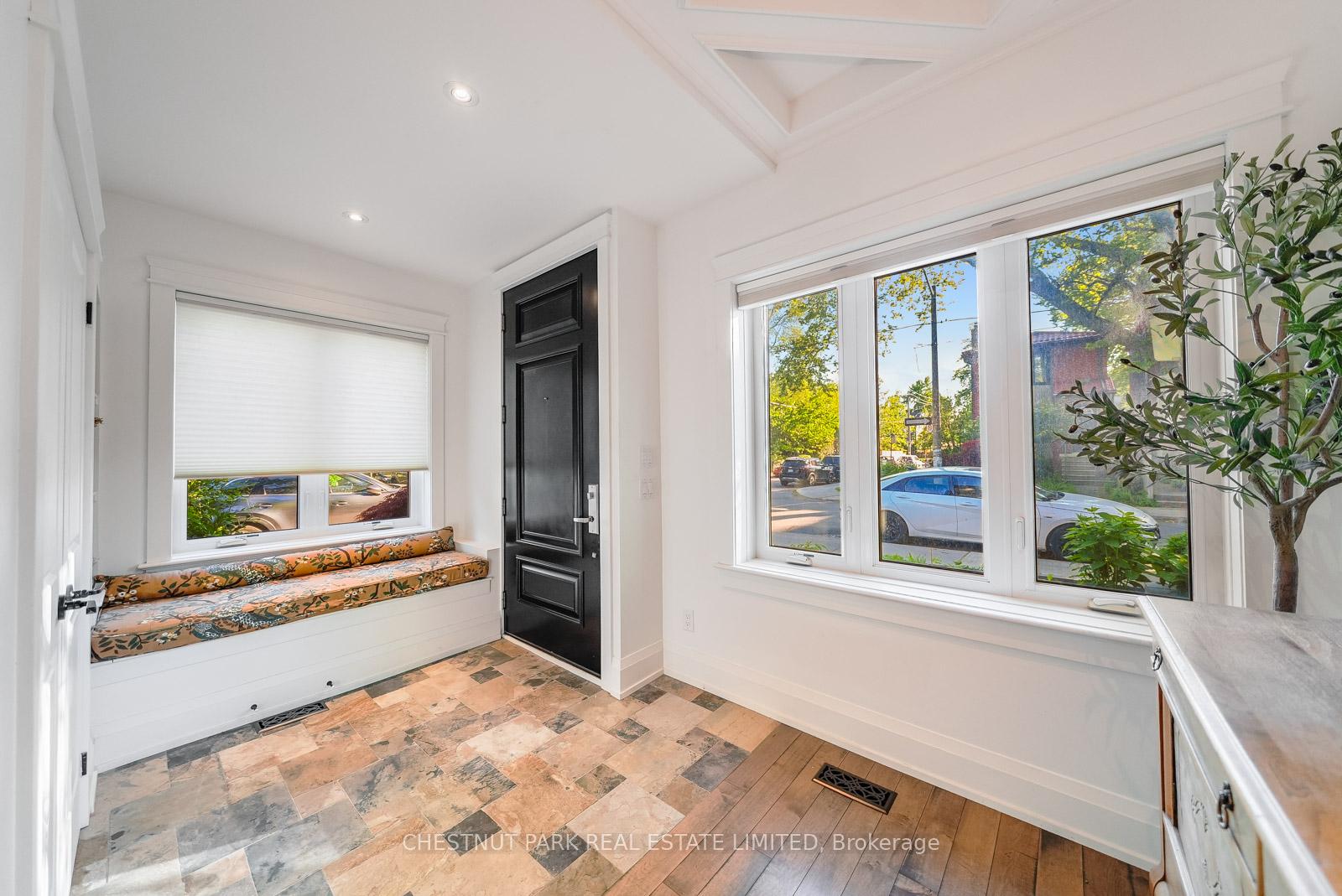 107 Eaton Avenue, Toronto E03 — photo 4 of 5