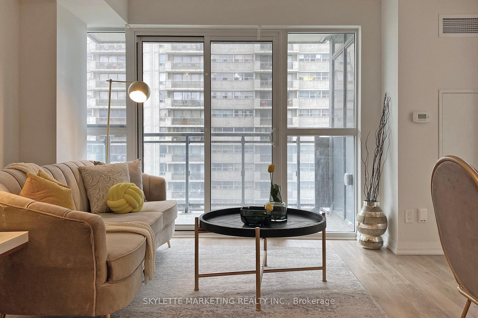 30 Meadowglen Place 609, Toronto E09 — photo 5 of 5