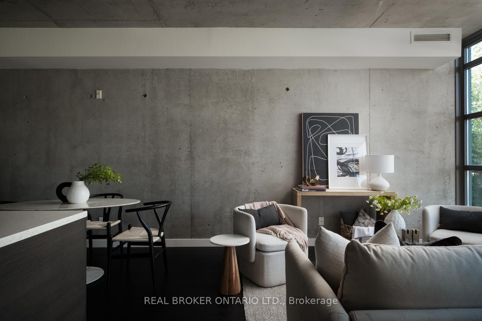 90 Broadview Avenue 202, Toronto E01 — photo 4 of 5