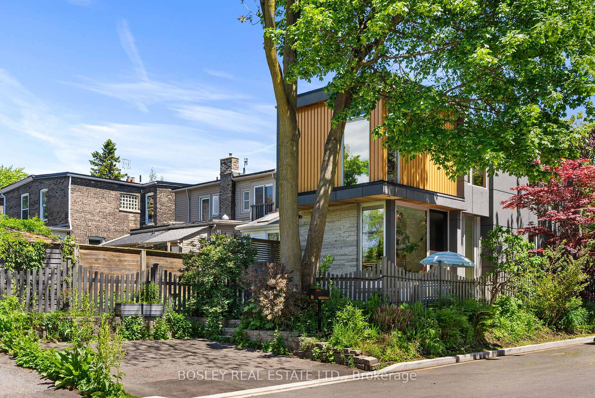 16 Dorothy Street, Toronto E01 — photo 2 of 5