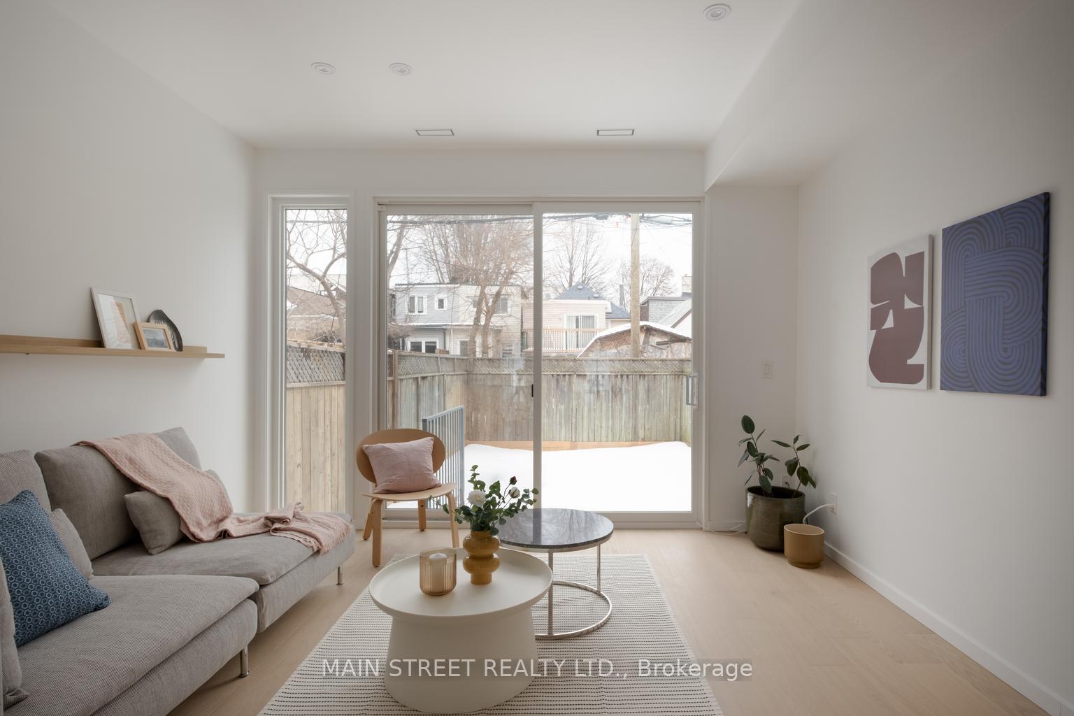 523 Craven Road, Toronto E01 — photo 5 of 5