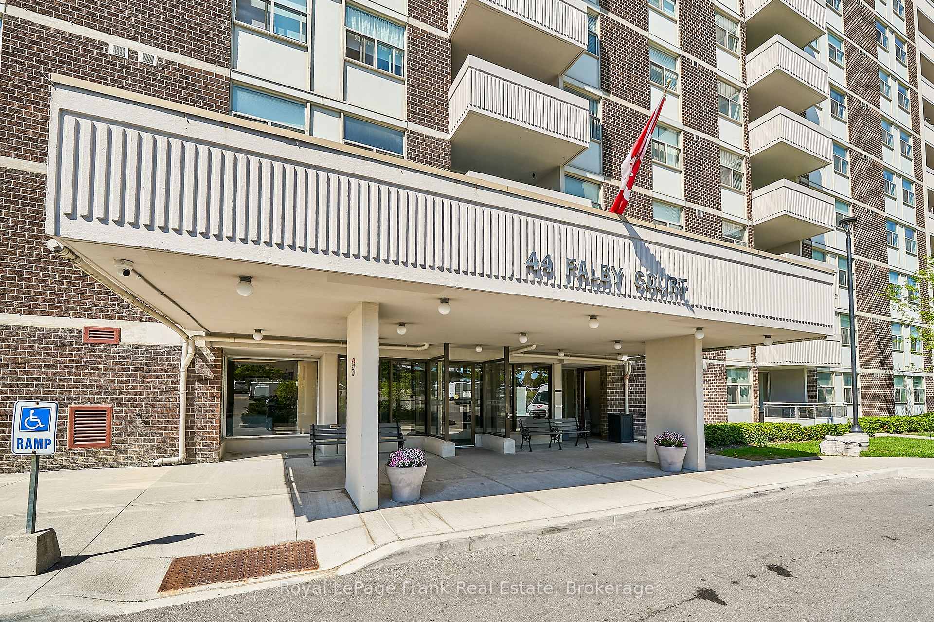 44 Falby Court 909, Ajax, ON L1S 3L1 — Ajax, Ontario