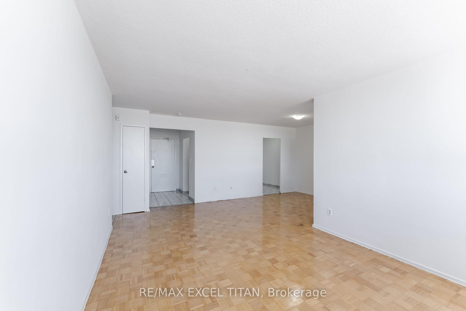 1385 Midland Avenue 611, Toronto E09 — photo 5 of 5