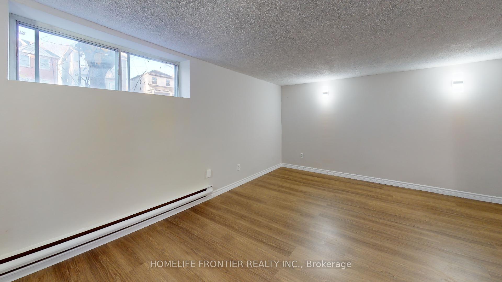 79 Redwood Avenue 3, Toronto E01 — photo 5 of 5