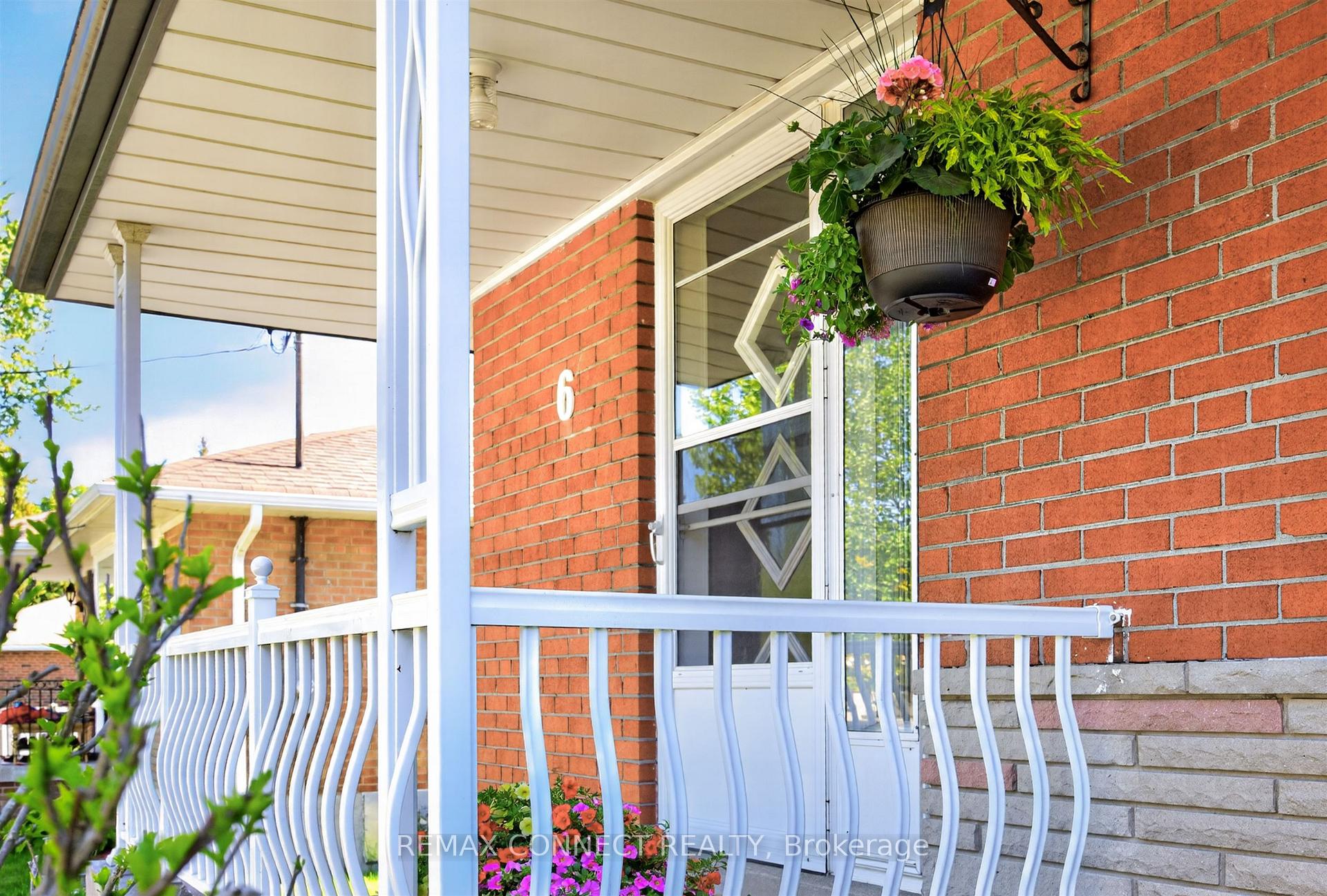 6 Faraday Drive, Toronto E09 — photo 2 of 5