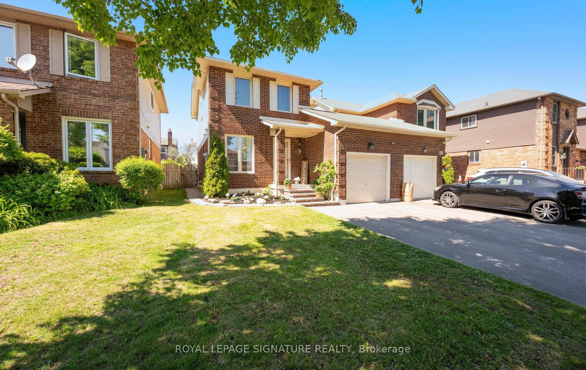 12 Hewitt Crescent, Ajax — photo 2 of 5