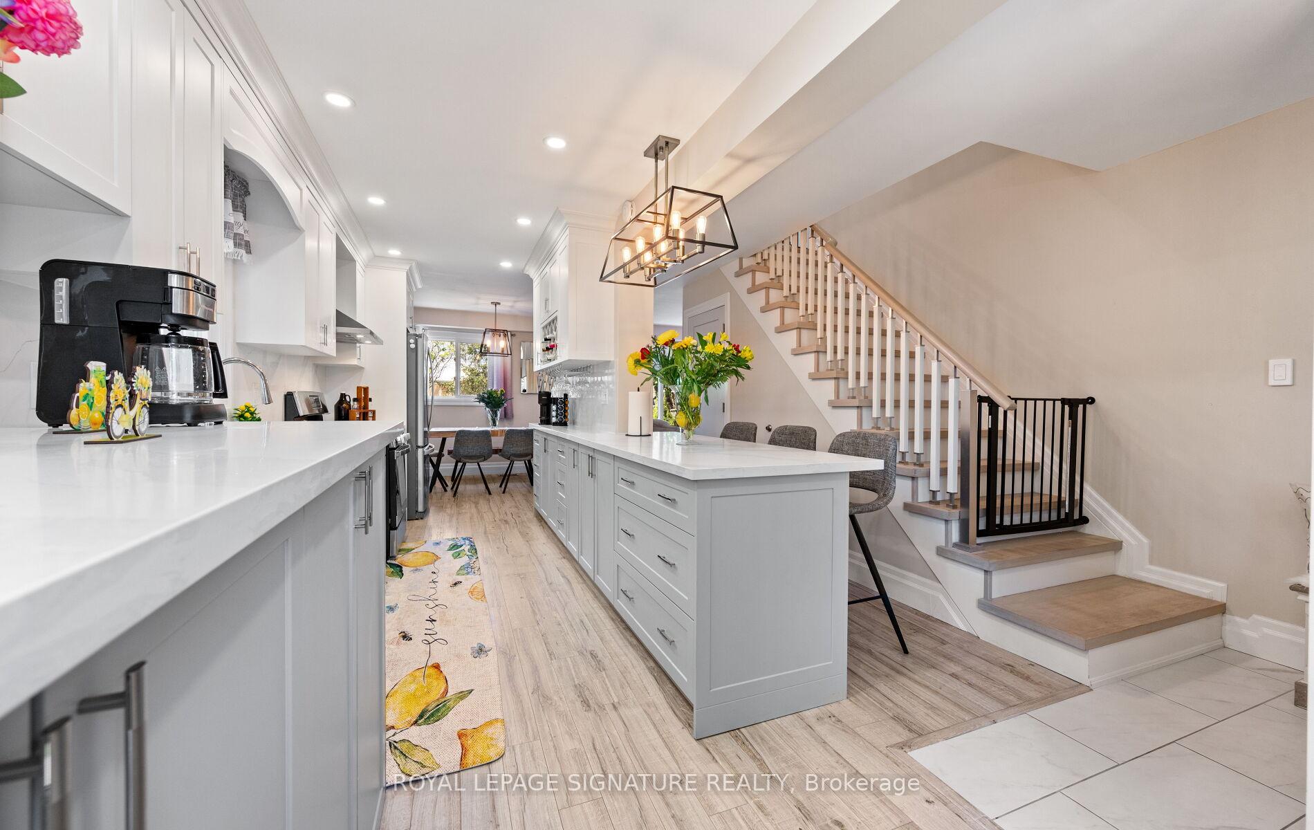 12 Hewitt Crescent, Ajax — photo 3 of 5