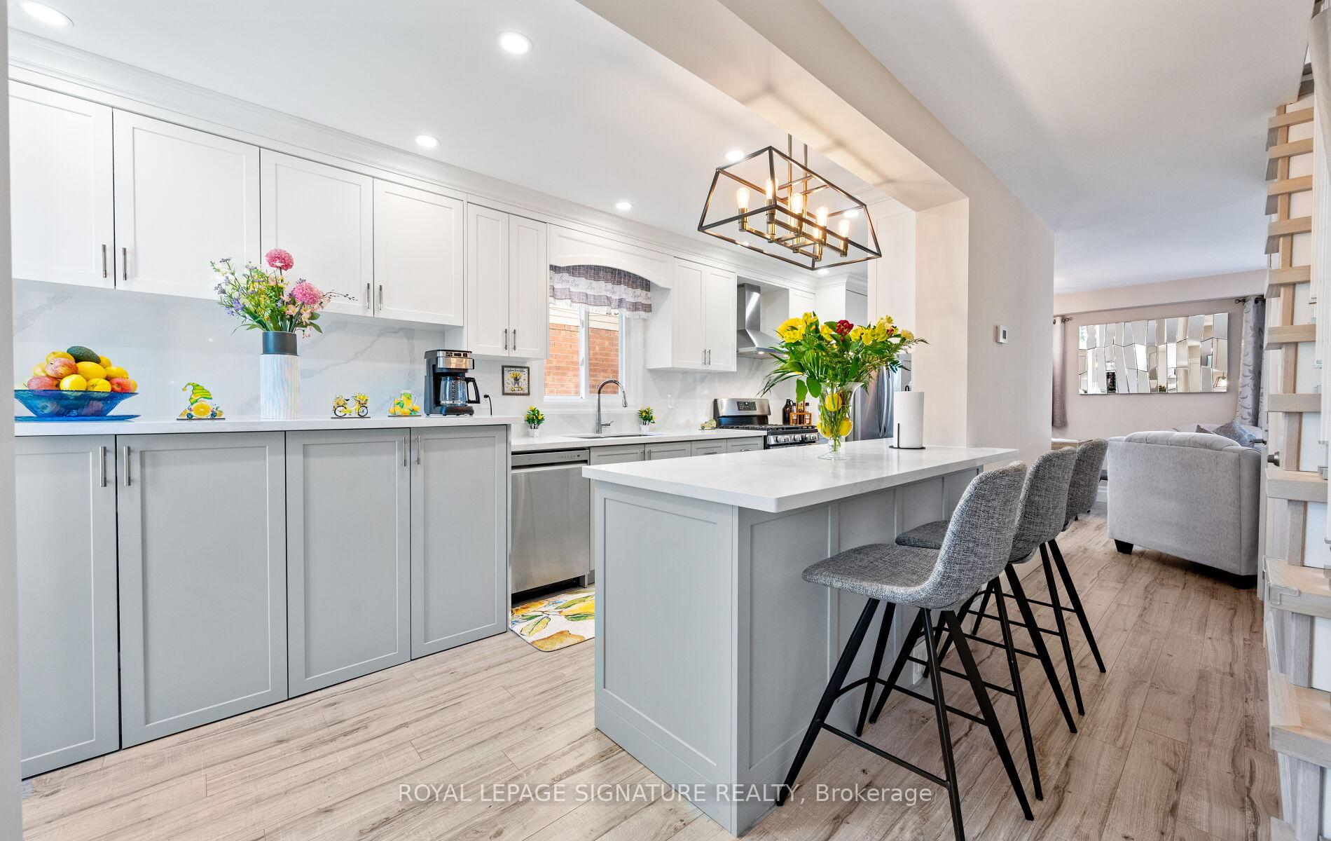 12 Hewitt Crescent, Ajax — photo 5 of 5