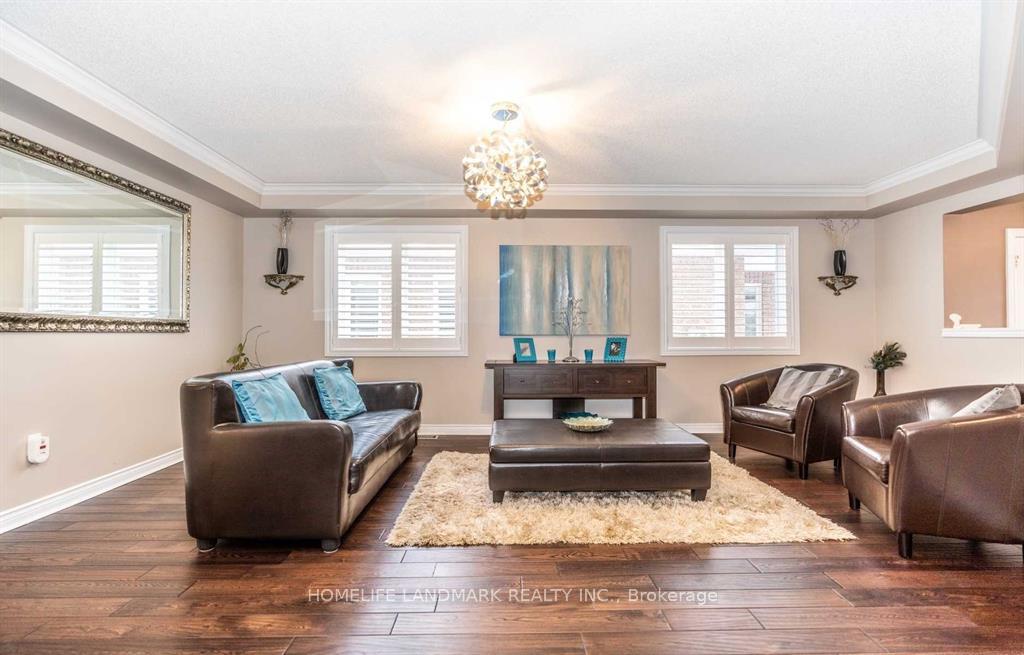 66 Woodcock Avenue Main & Upper, Ajax — photo 5 of 5