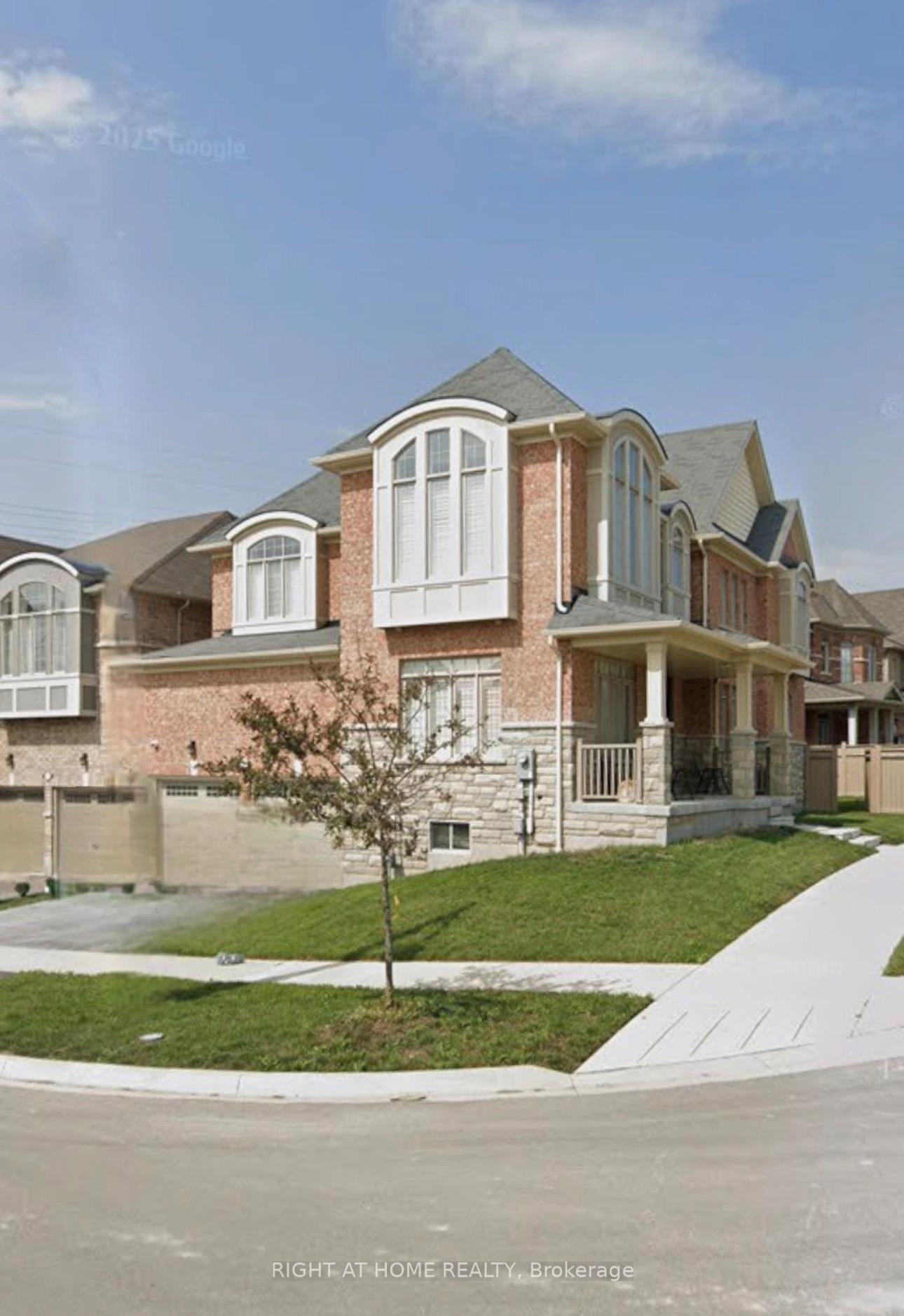 9 Stott Avenue, Ajax, ON L1T 0M5 — Ajax, Ontario