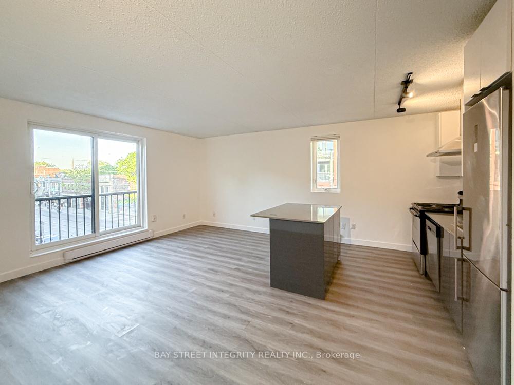 678 Queen Street E Unit 7, Toronto E01 — photo 3 of 5