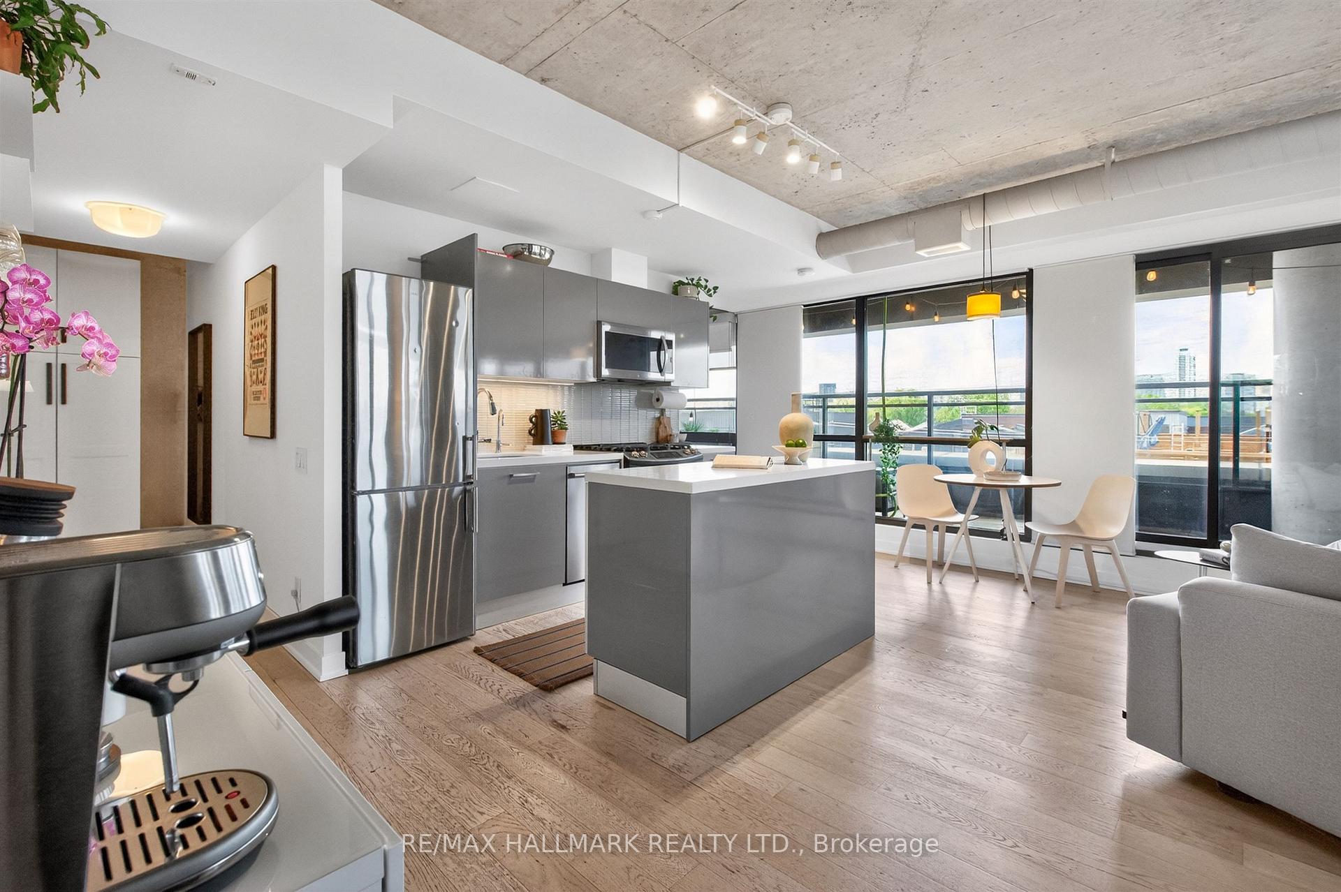 319 Carlaw Avenue 508, Toronto E01, ON M4M 0A4 — Toronto E01, Ontario