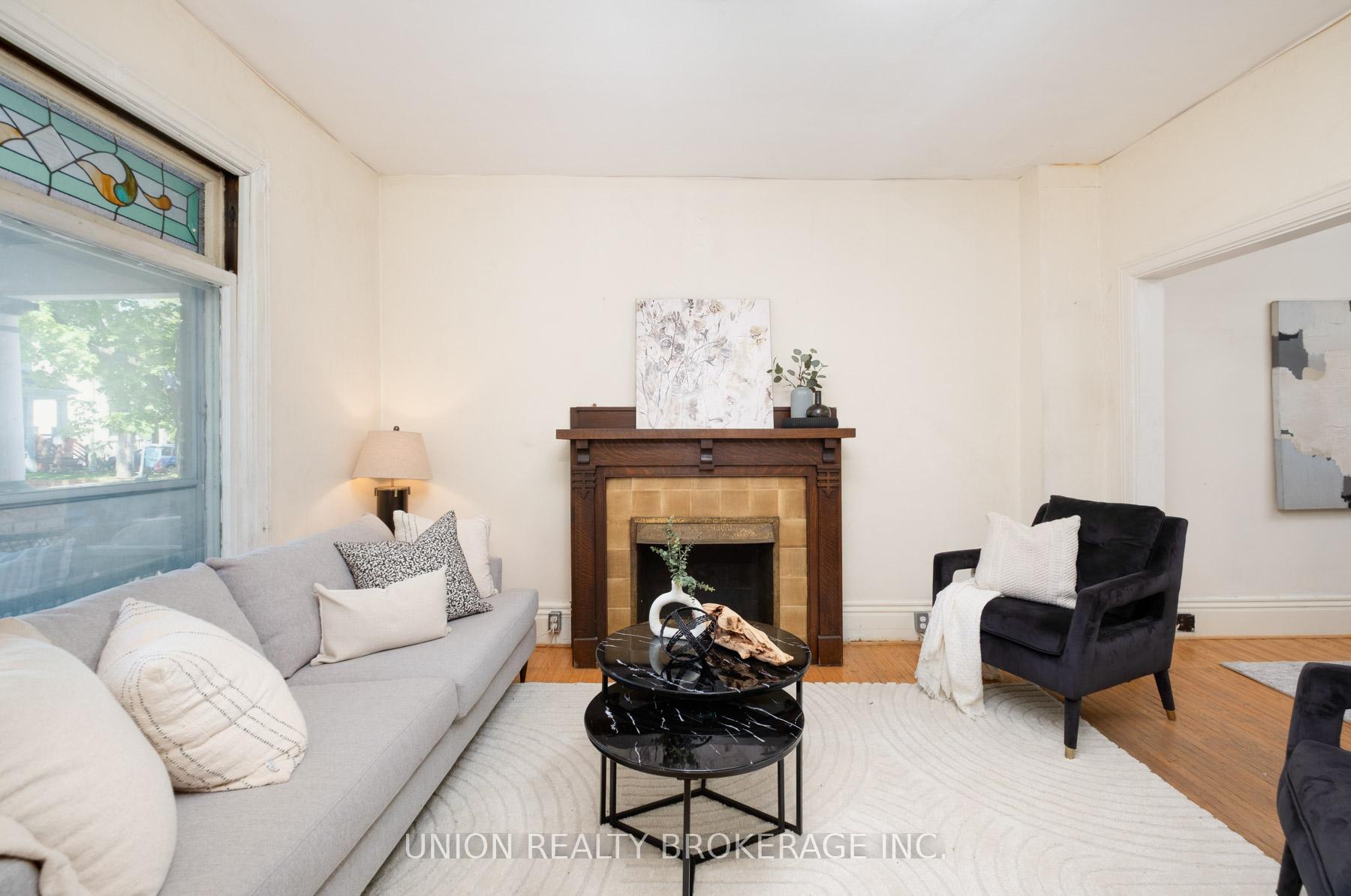 75 Redwood Avenue, Toronto E01 — photo 3 of 5