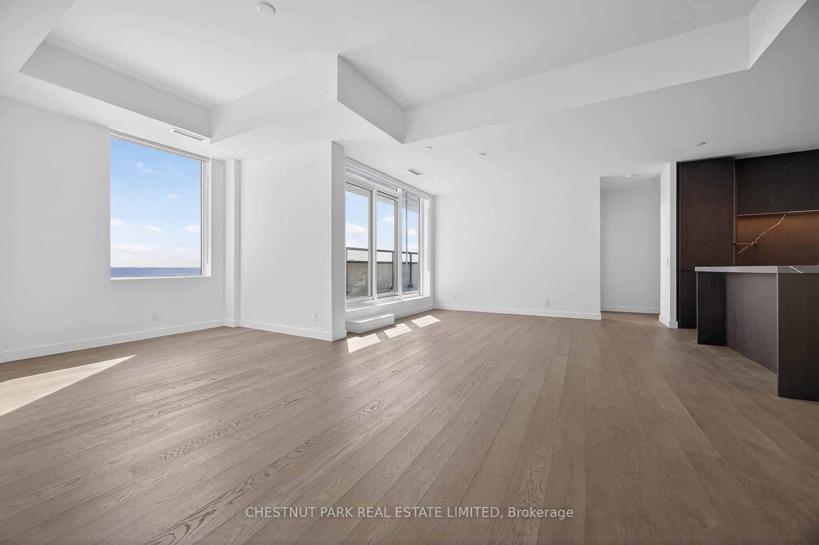 1050 Eastern Avenue 1502, Toronto E01 — photo 3 of 5