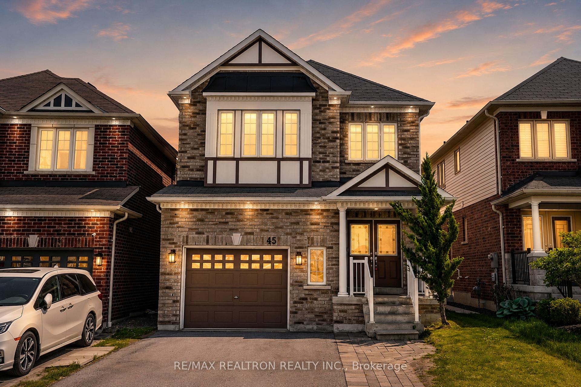 45 Denny Street, Ajax — photo 2 of 5