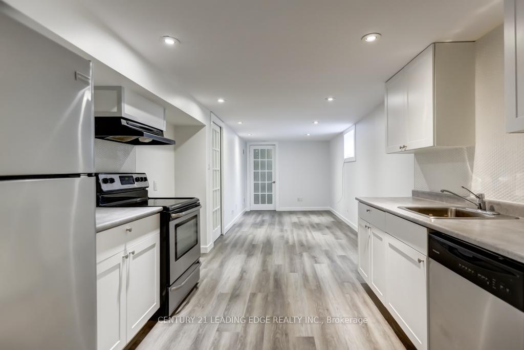104 Leslie Street Lower, Toronto E01 — photo 4 of 5