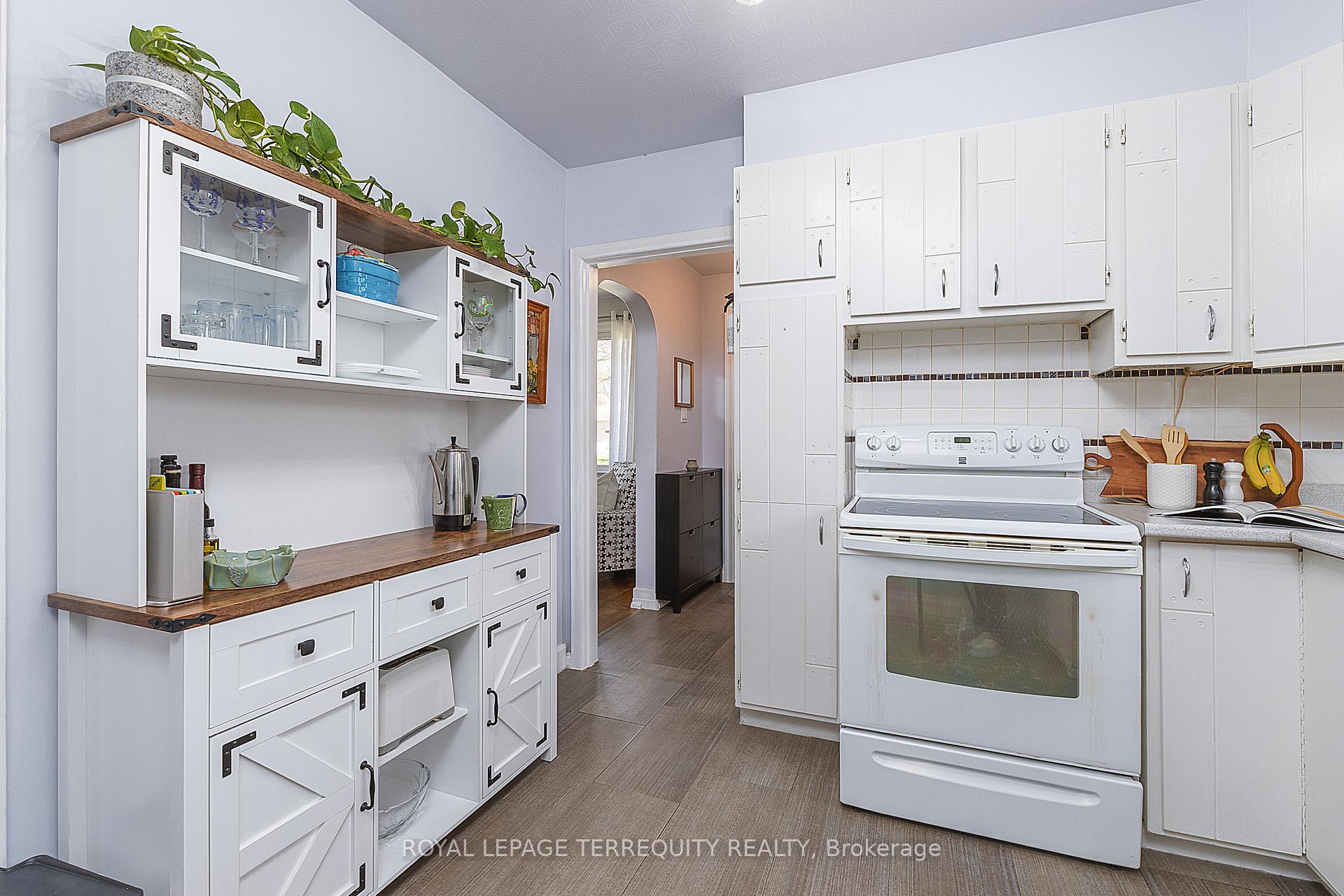 32 Admiral Road, Ajax — photo 3 of 5