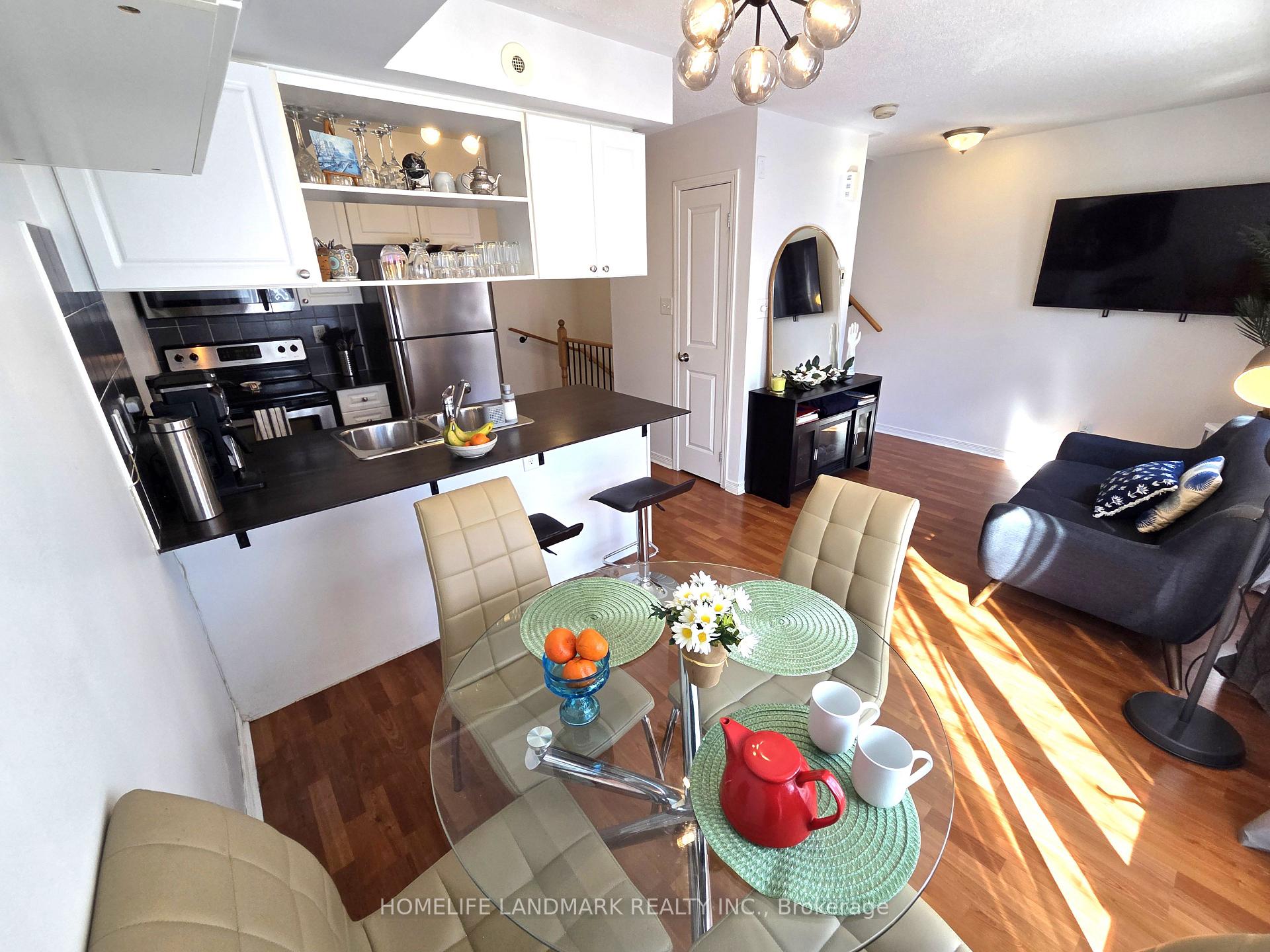 74 Munro Street 2, Toronto E01 — photo 4 of 5