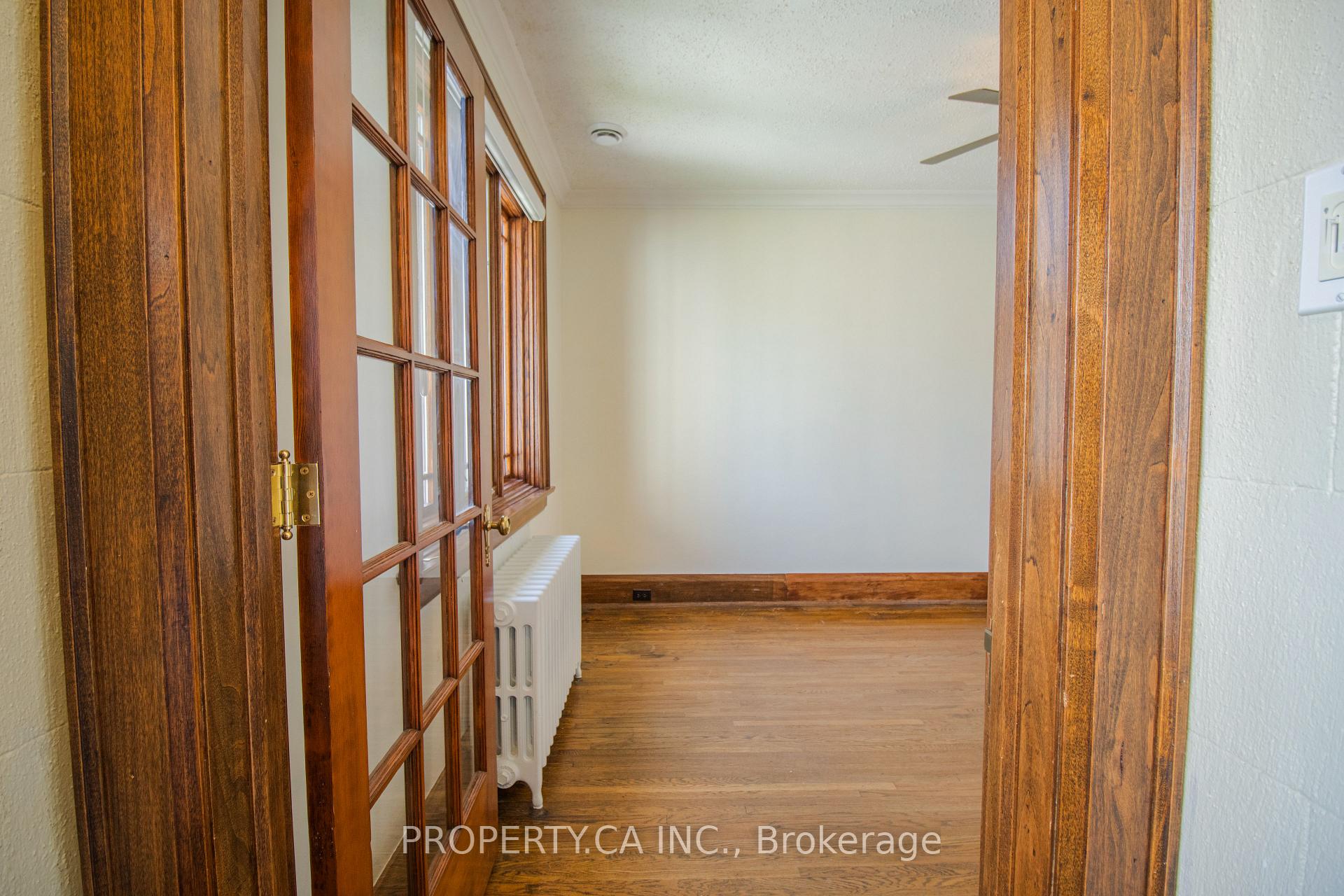 482 Donlands Avenue, Toronto E03 — photo 5 of 5