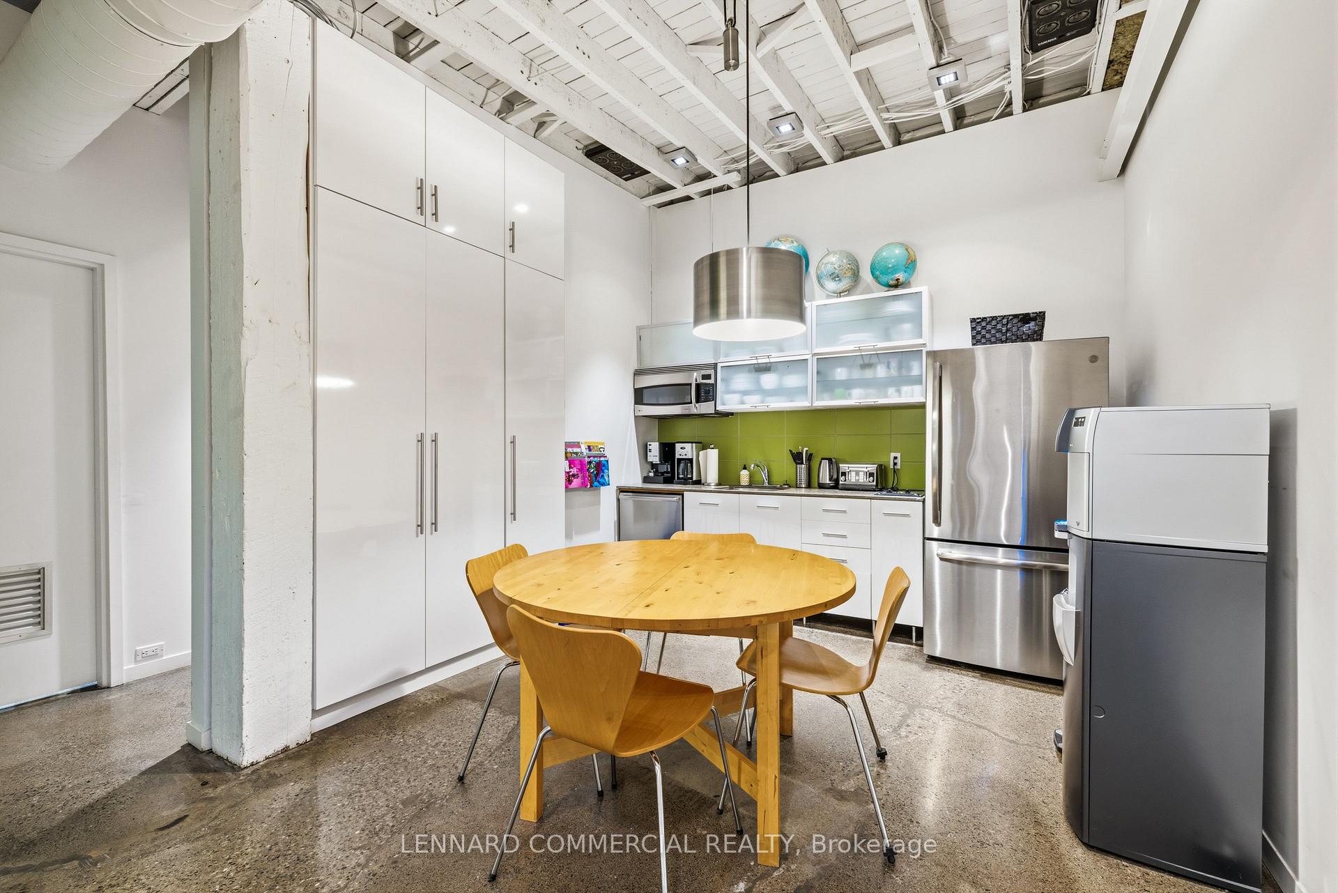 121 Logan Avenue, Toronto E01 — photo 4 of 5