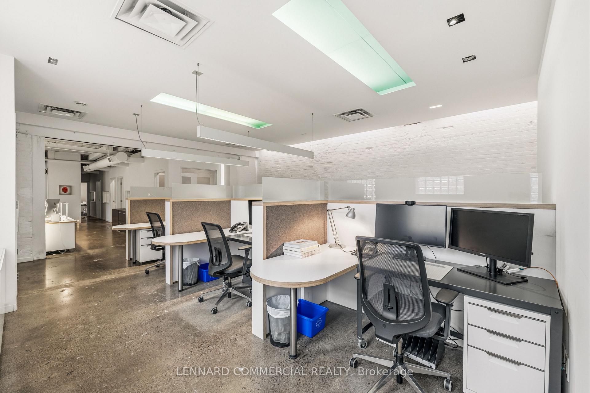121 Logan Avenue, Toronto E01 — photo 3 of 5