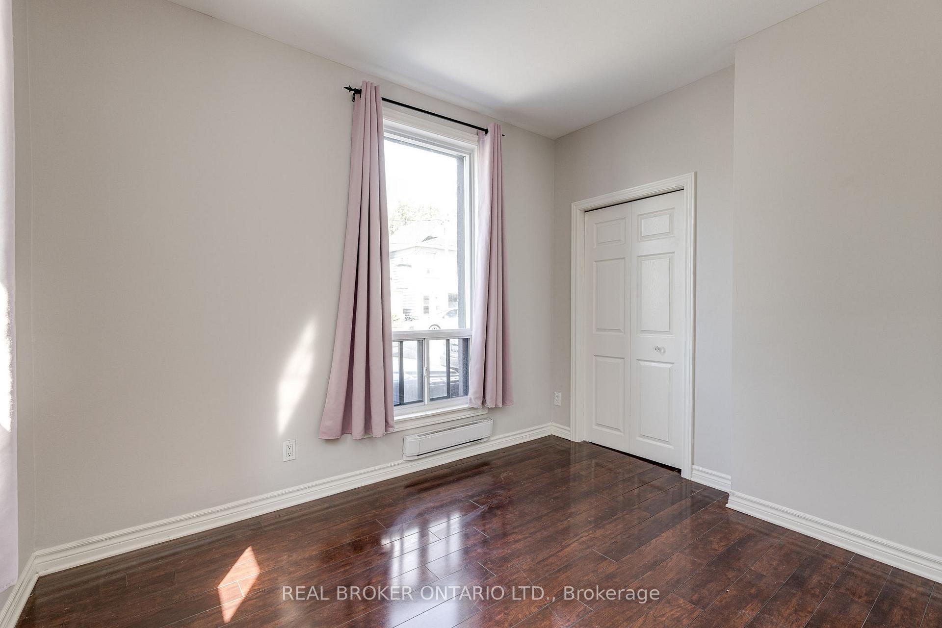 371 Jones Avenue Main, Toronto E01 — photo 5 of 5