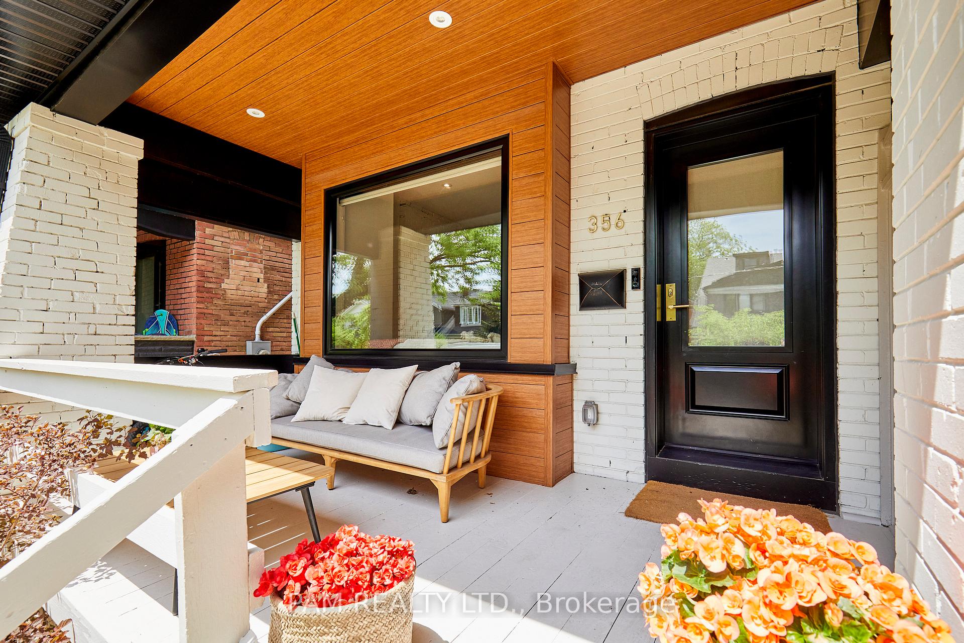 356 Milverton Boulevard, Toronto E03 — photo 3 of 5