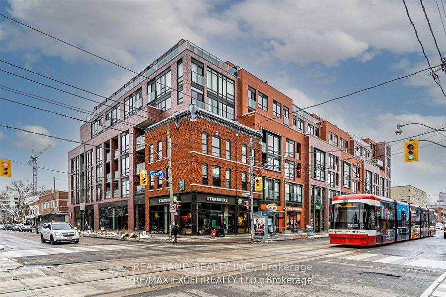 246 Logan Avenue 303, Toronto E01, ON M4M 0E9 — Toronto E01, Ontario