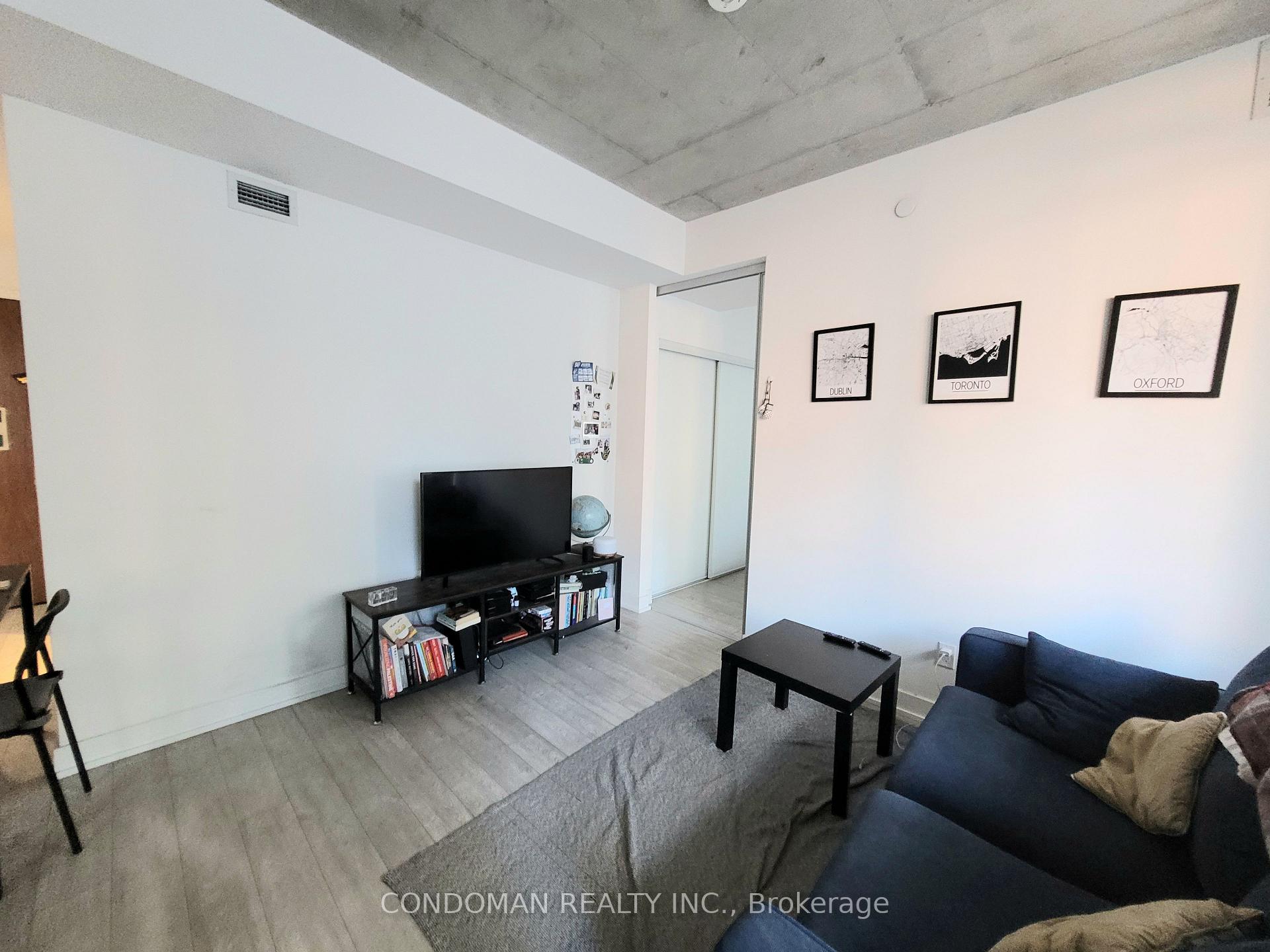 25 Baseball Place 202, Toronto E01 — photo 3 of 5