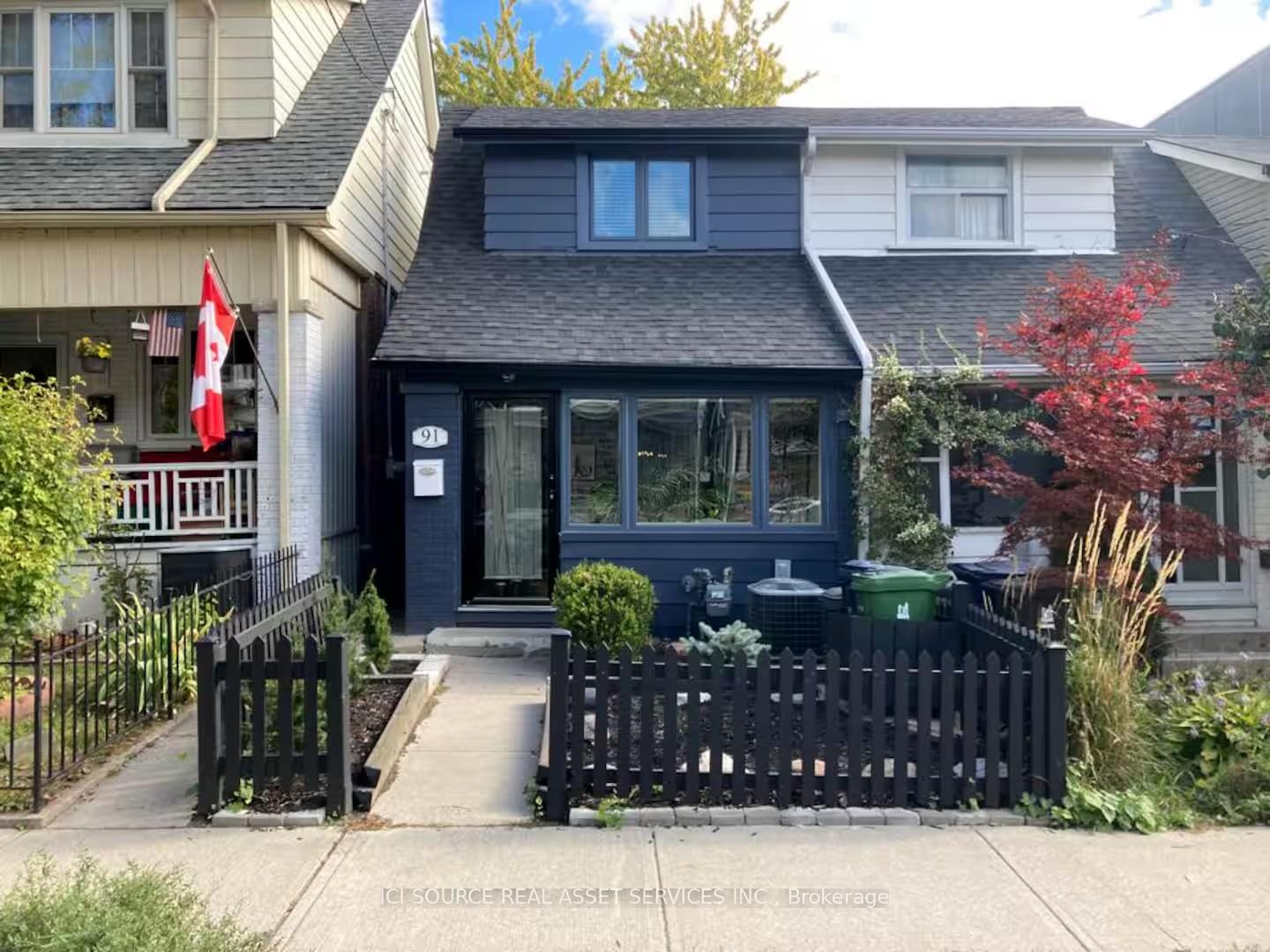 91 Alton Avenue, Toronto E01, ON M4L 2M3 — Toronto E01, Ontario