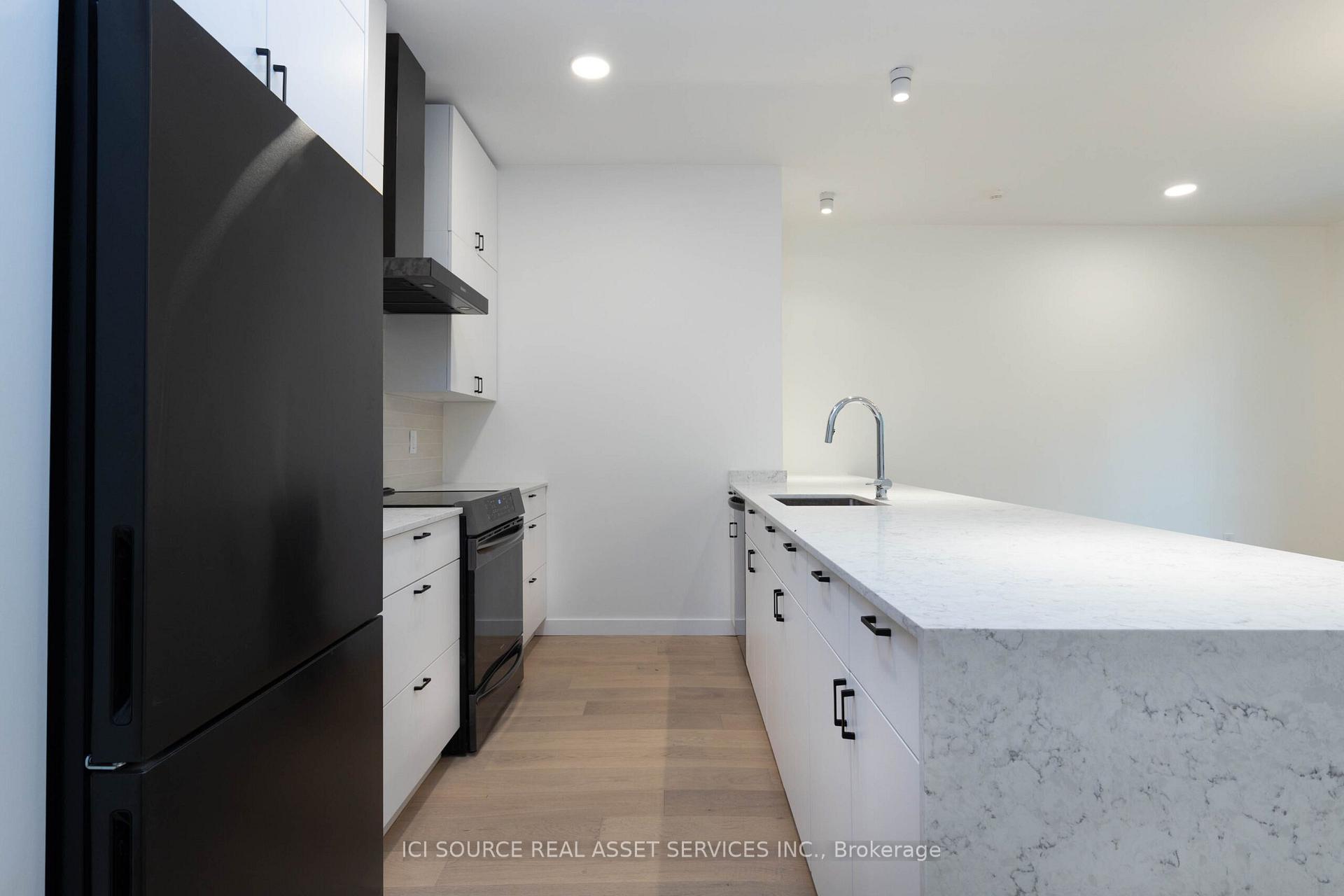 60 Jones Avenue C, Toronto E01 — photo 4 of 5