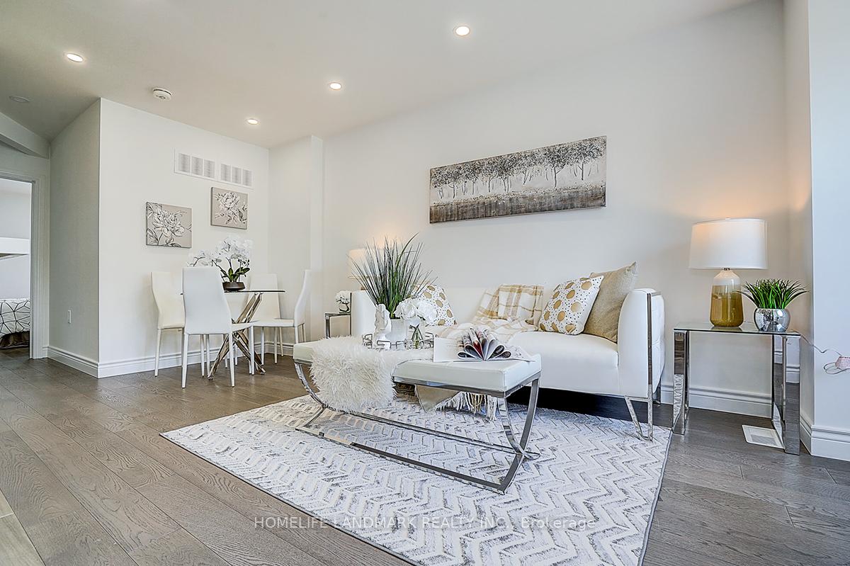 609 Mortimer Avenue, Toronto E03 — photo 3 of 5