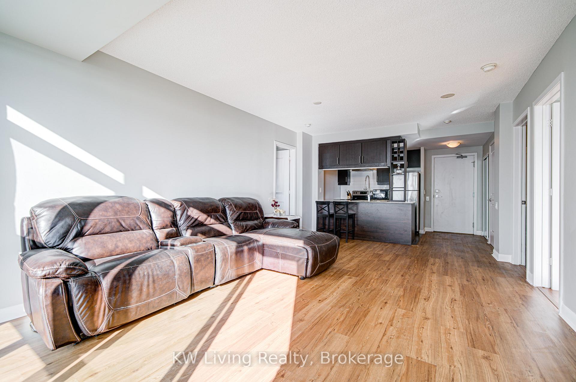 25 Town Centre Court PH3606, Toronto E09 — photo 3 of 5