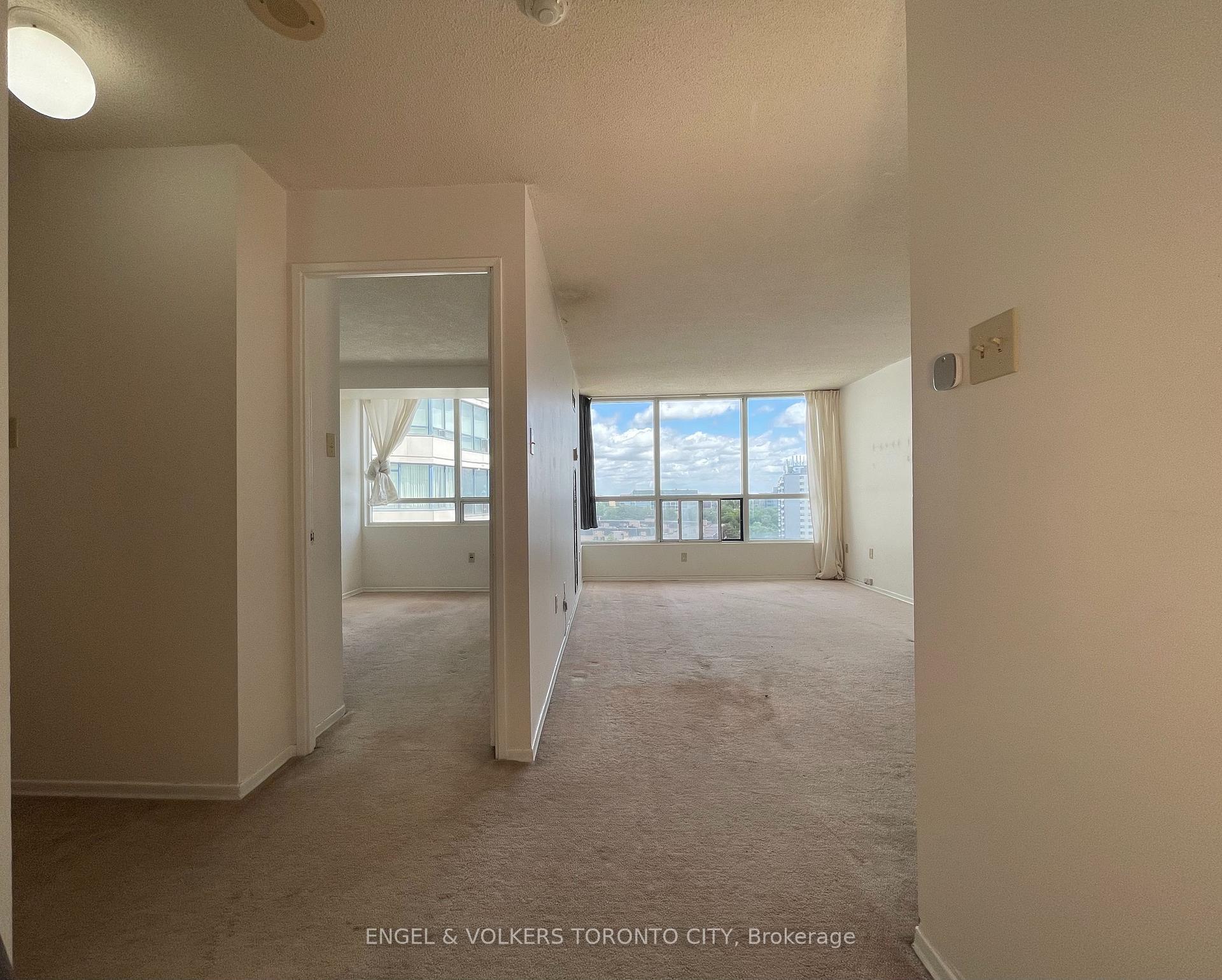 3050 Ellesmere Road 1402, Toronto E09 — photo 3 of 5