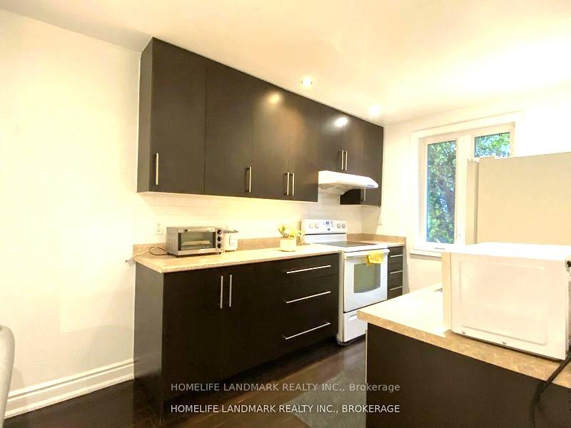 57 Glenside Avenue 2nd, Toronto E01 — photo 3 of 5
